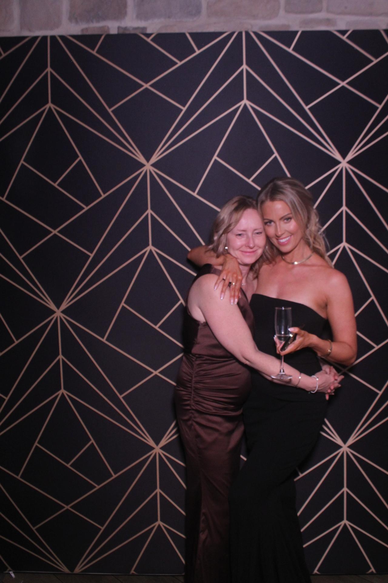 Jay & Laura  | View more photos from the event at gallery.magicimages.uk/u/MagicImages/Jay-Laura