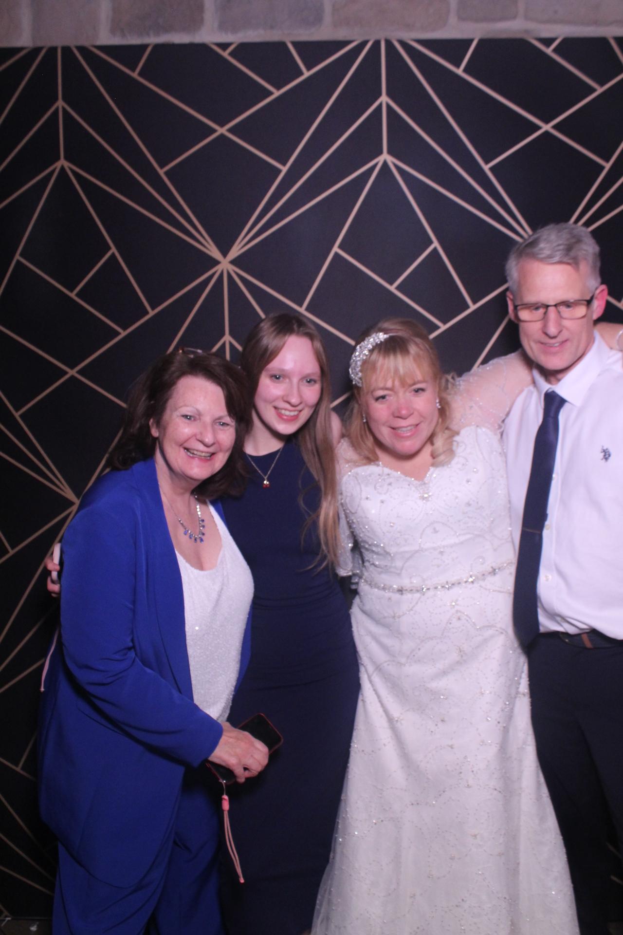 Jay & Laura  | View more photos from the event at gallery.magicimages.uk/u/MagicImages/Jay-Laura