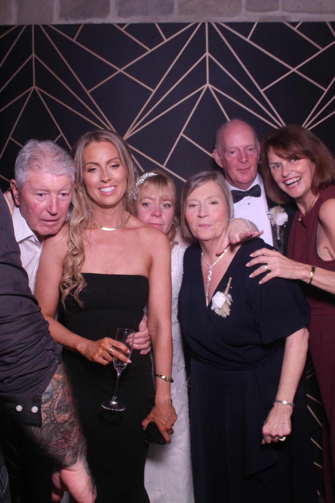 Jay & Laura  | View more photos from the event at gallery.magicimages.uk/u/MagicImages/Jay-Laura