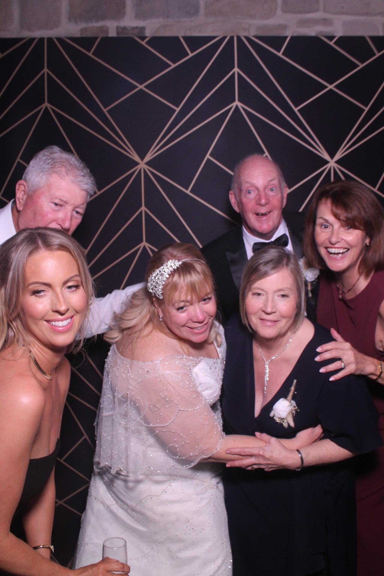 Jay & Laura  | View more photos from the event at gallery.magicimages.uk/u/MagicImages/Jay-Laura