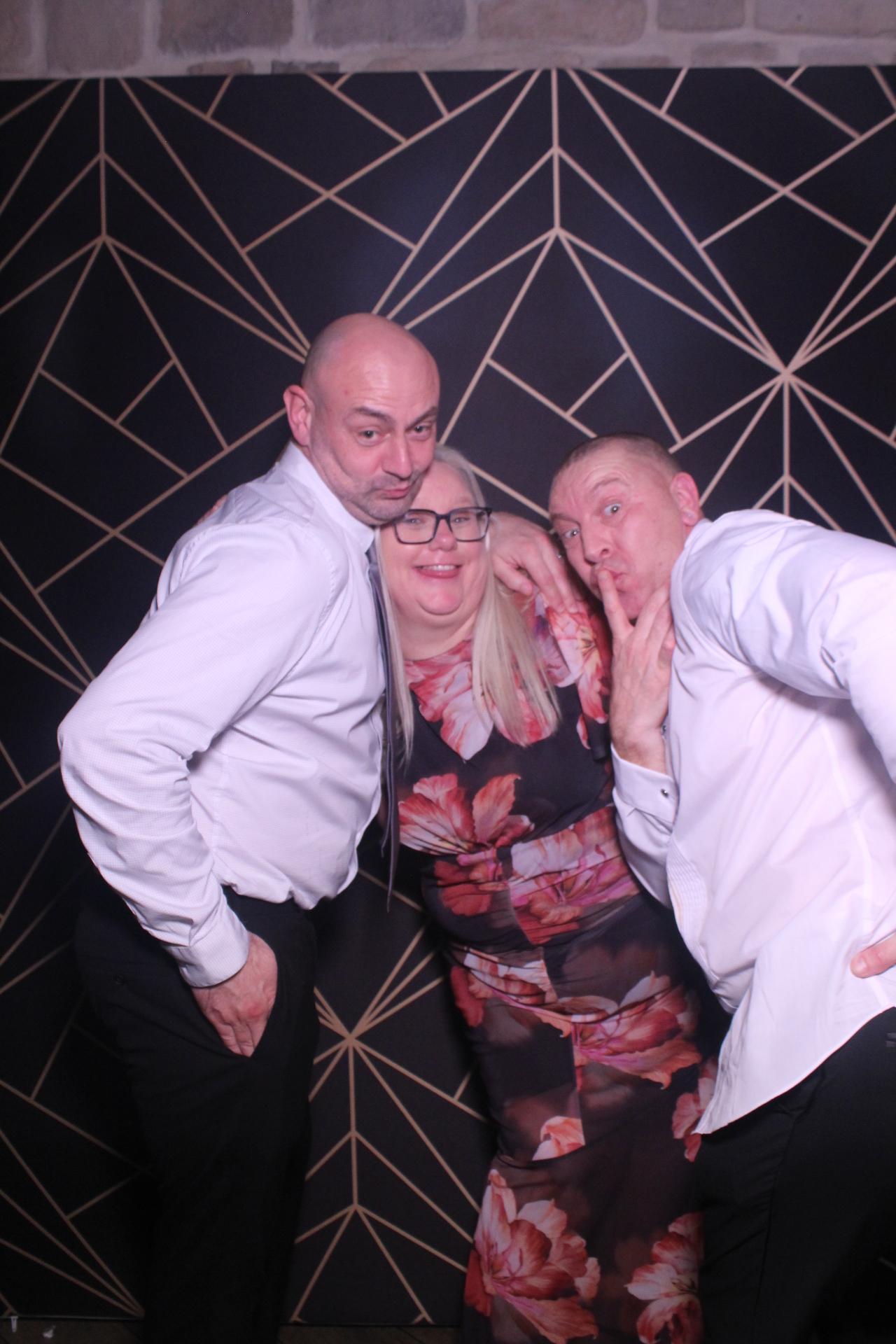 Jay & Laura  | View more photos from the event at gallery.magicimages.uk/u/MagicImages/Jay-Laura