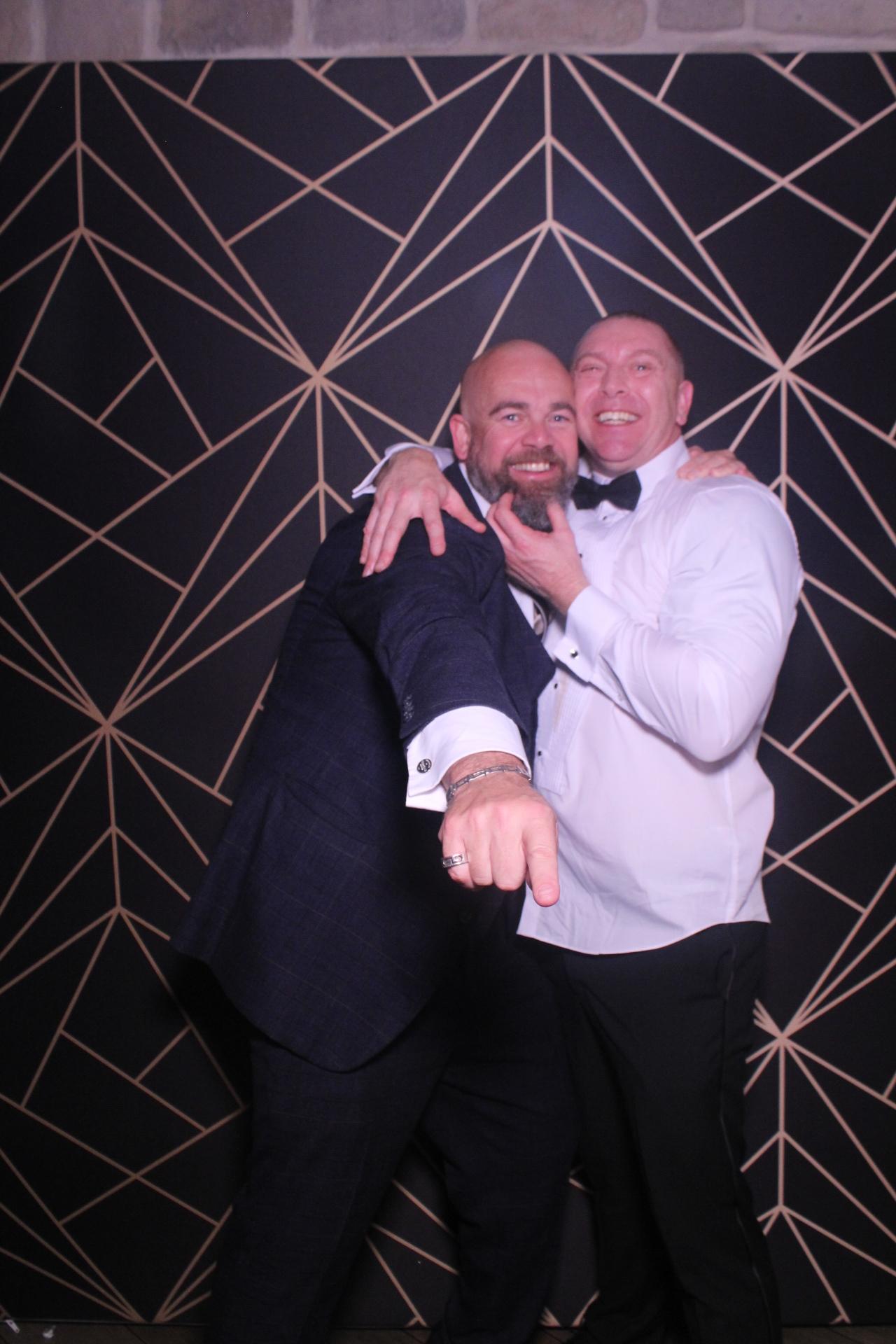 Jay & Laura  | View more photos from the event at gallery.magicimages.uk/u/MagicImages/Jay-Laura