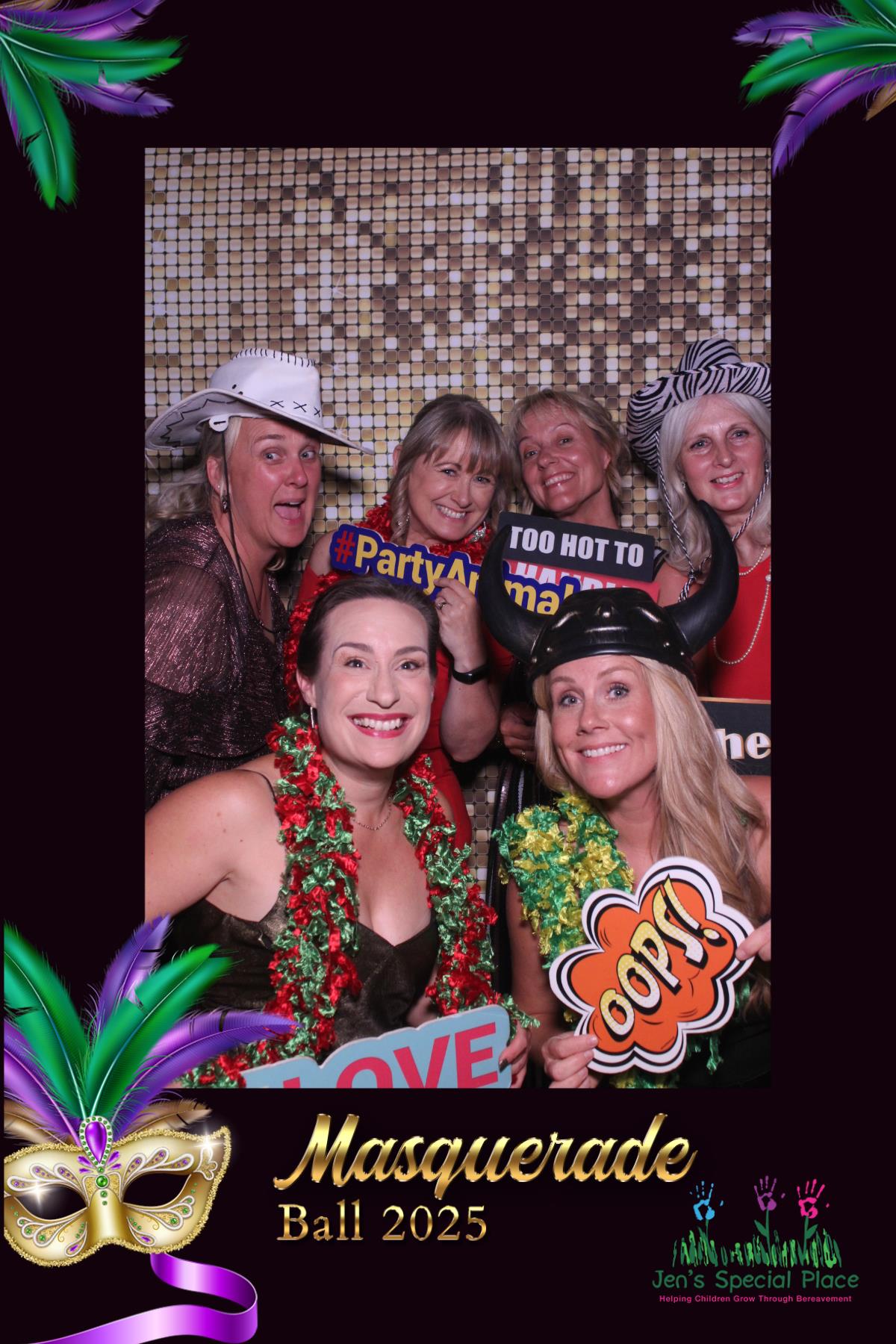 Jen's Special Place   | View more photos from the event at gallery.magicimages.uk/u/MagicImages/Jens-Special-Place-0