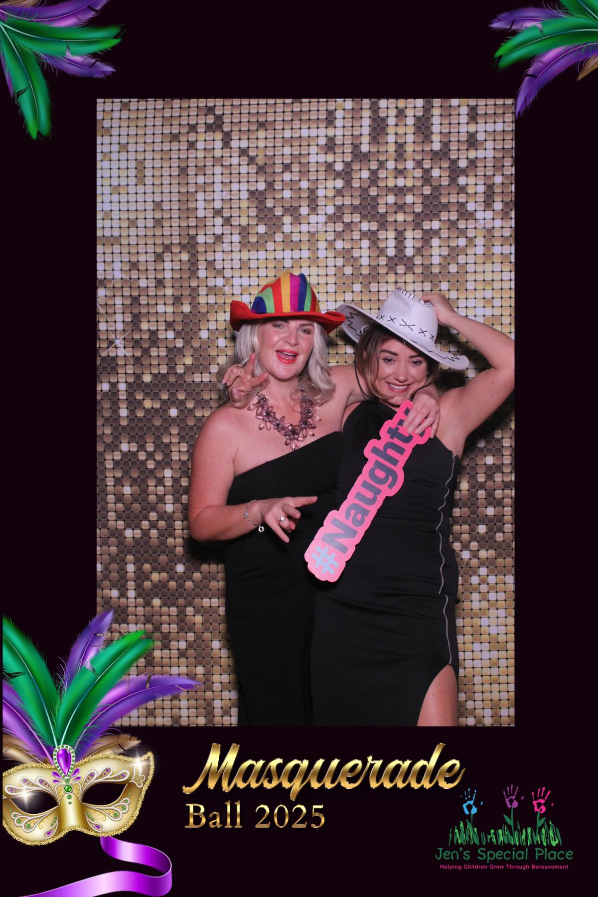 Jen's Special Place   | View more photos from the event at gallery.magicimages.uk/u/MagicImages/Jens-Special-Place-0