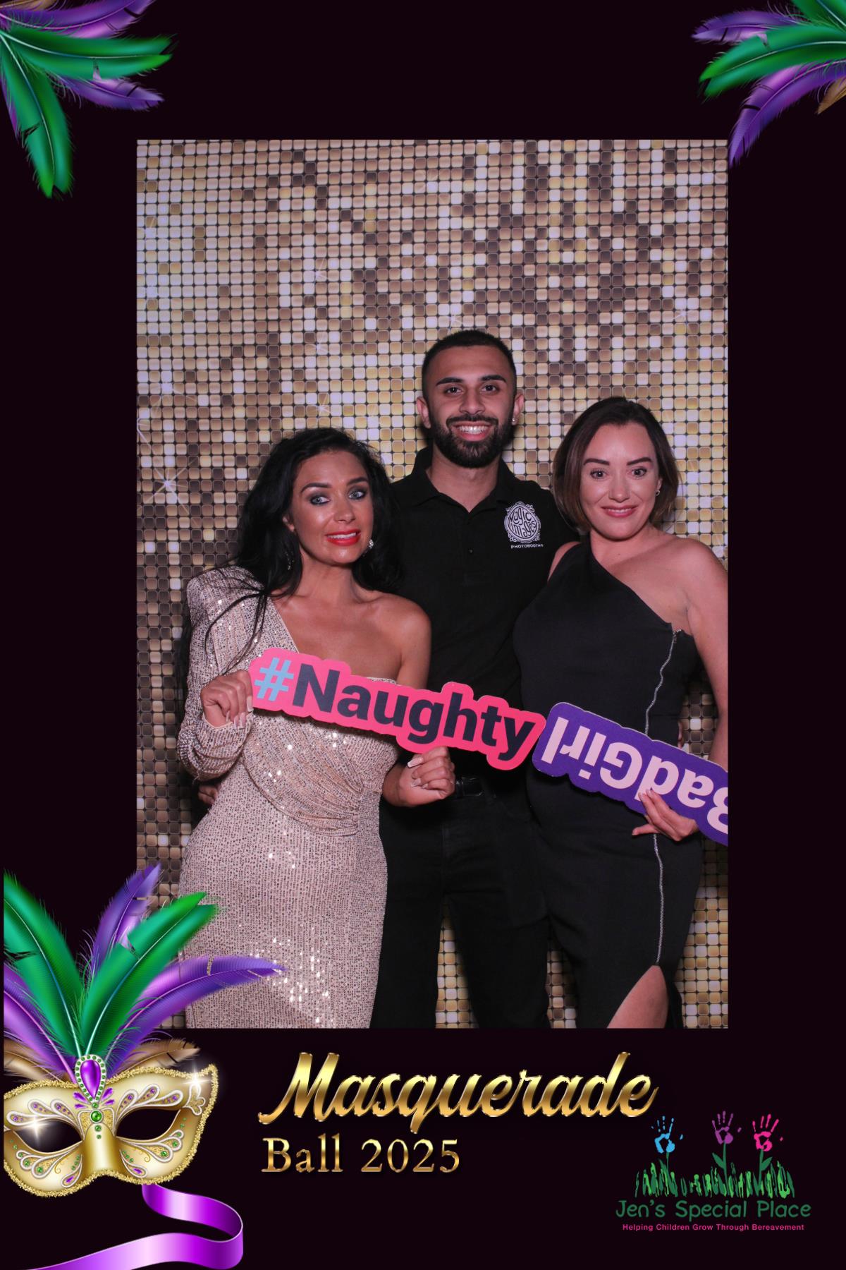 Jen's Special Place   | View more photos from the event at gallery.magicimages.uk/u/MagicImages/Jens-Special-Place-0