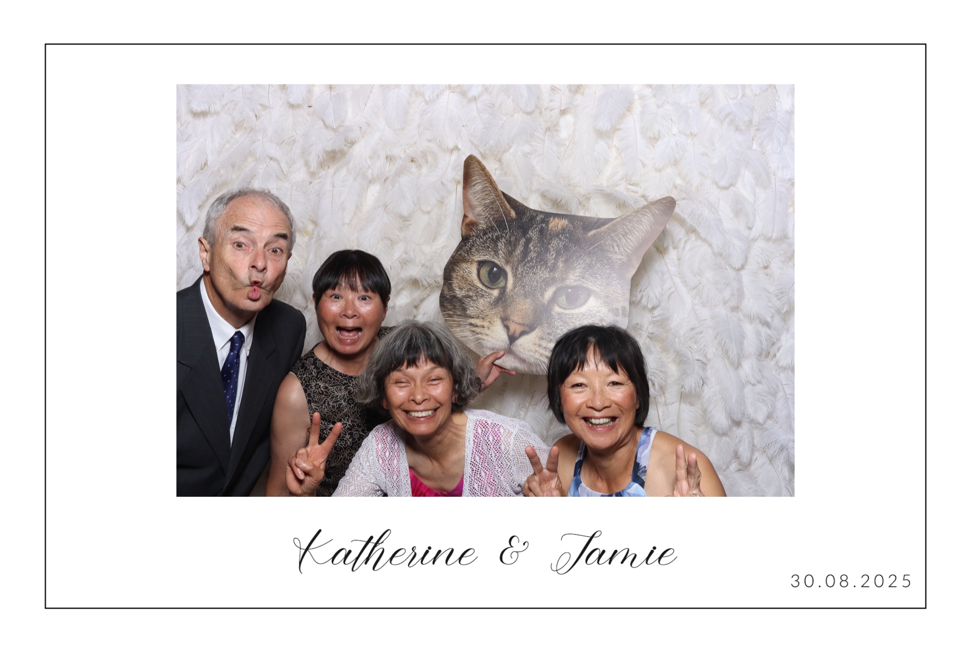 Katherine & Jamie | View more photos from the event at gallery.magicimages.uk/u/MagicImages/Katherine-Jamie