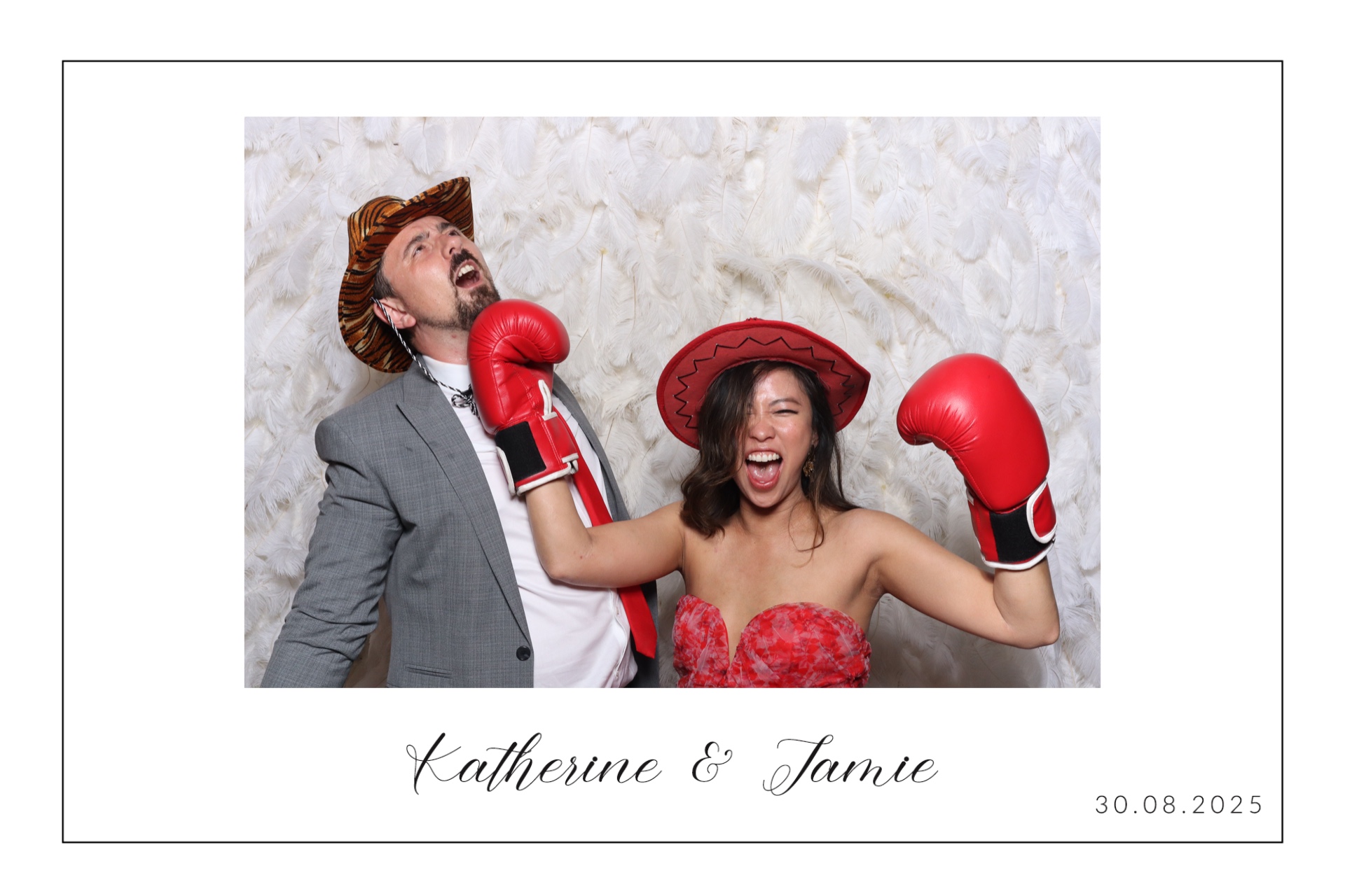 Katherine & Jamie | View more photos from the event at gallery.magicimages.uk/u/MagicImages/Katherine-Jamie