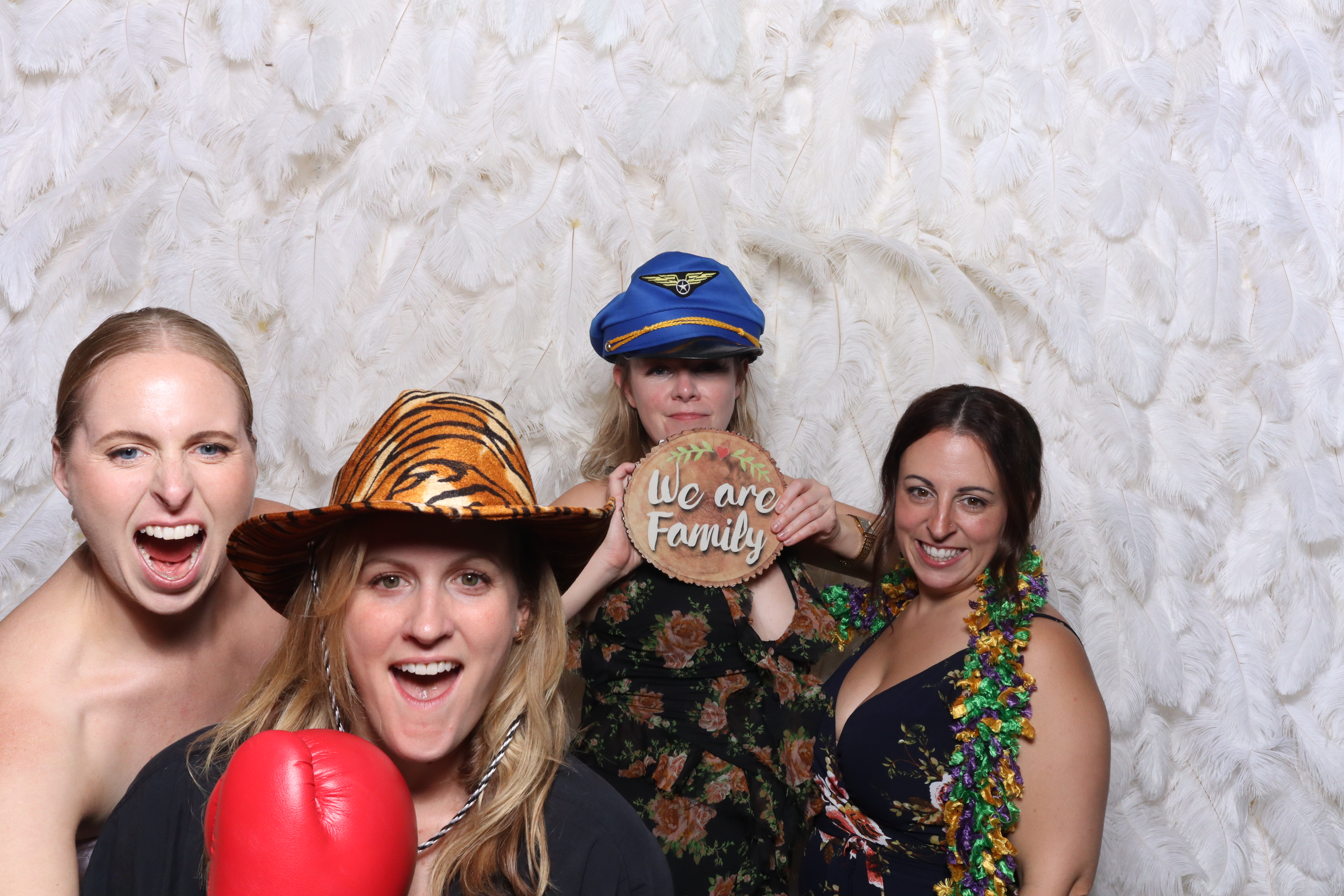 Katherine & Jamie | View more photos from the event at gallery.magicimages.uk/u/MagicImages/Katherine-Jamie