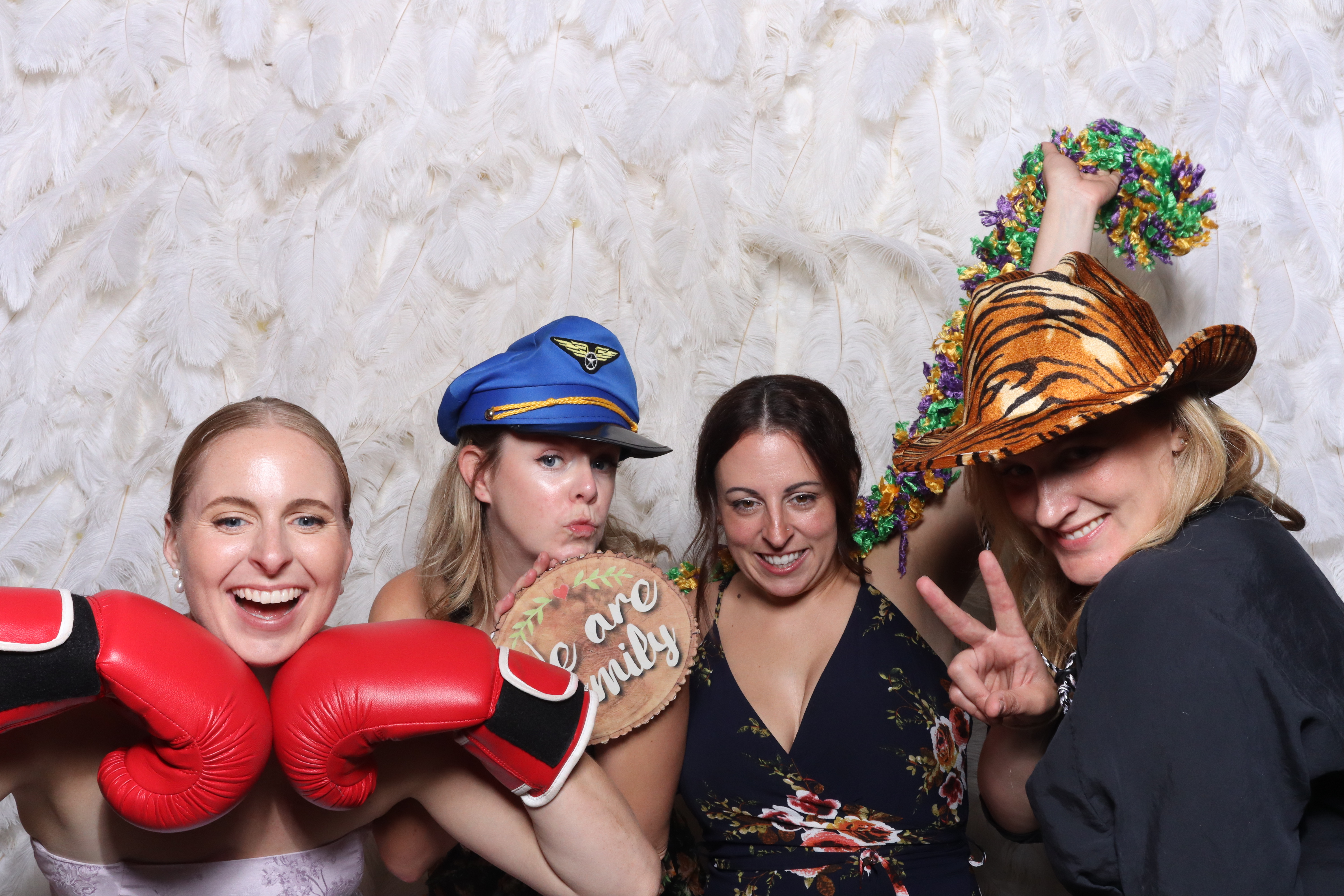 Katherine & Jamie | View more photos from the event at gallery.magicimages.uk/u/MagicImages/Katherine-Jamie