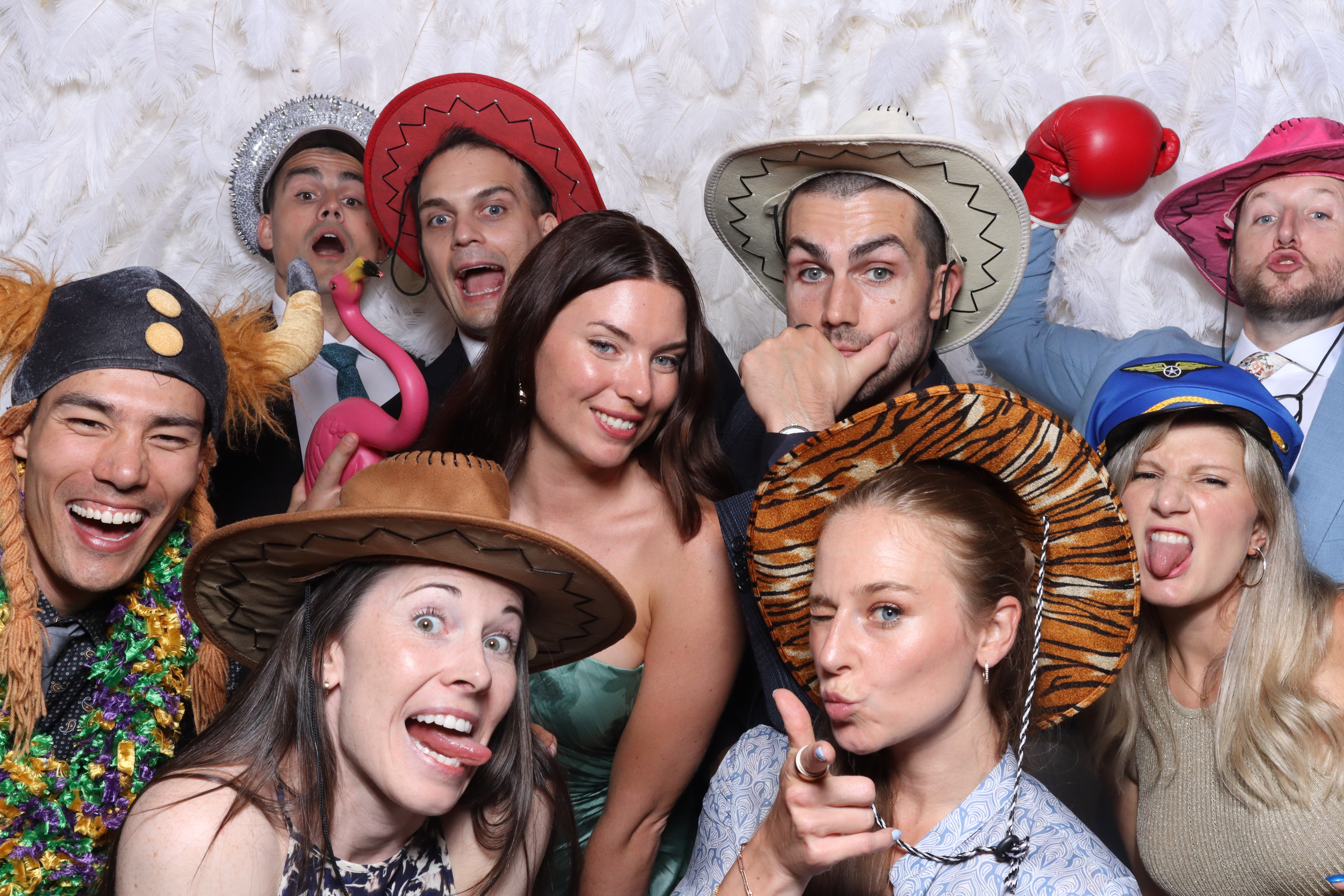 Katherine & Jamie | View more photos from the event at gallery.magicimages.uk/u/MagicImages/Katherine-Jamie