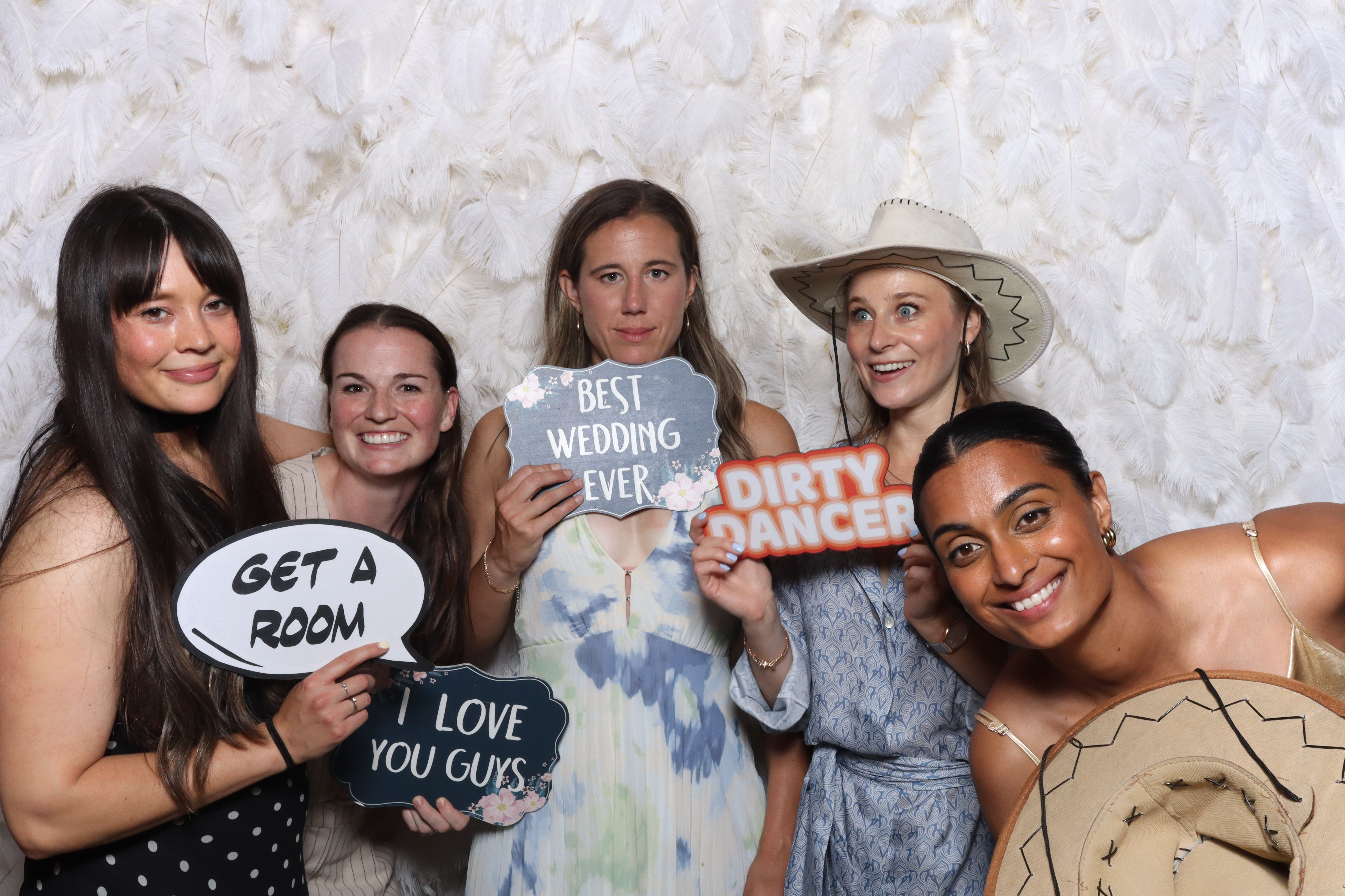 Katherine & Jamie | View more photos from the event at gallery.magicimages.uk/u/MagicImages/Katherine-Jamie