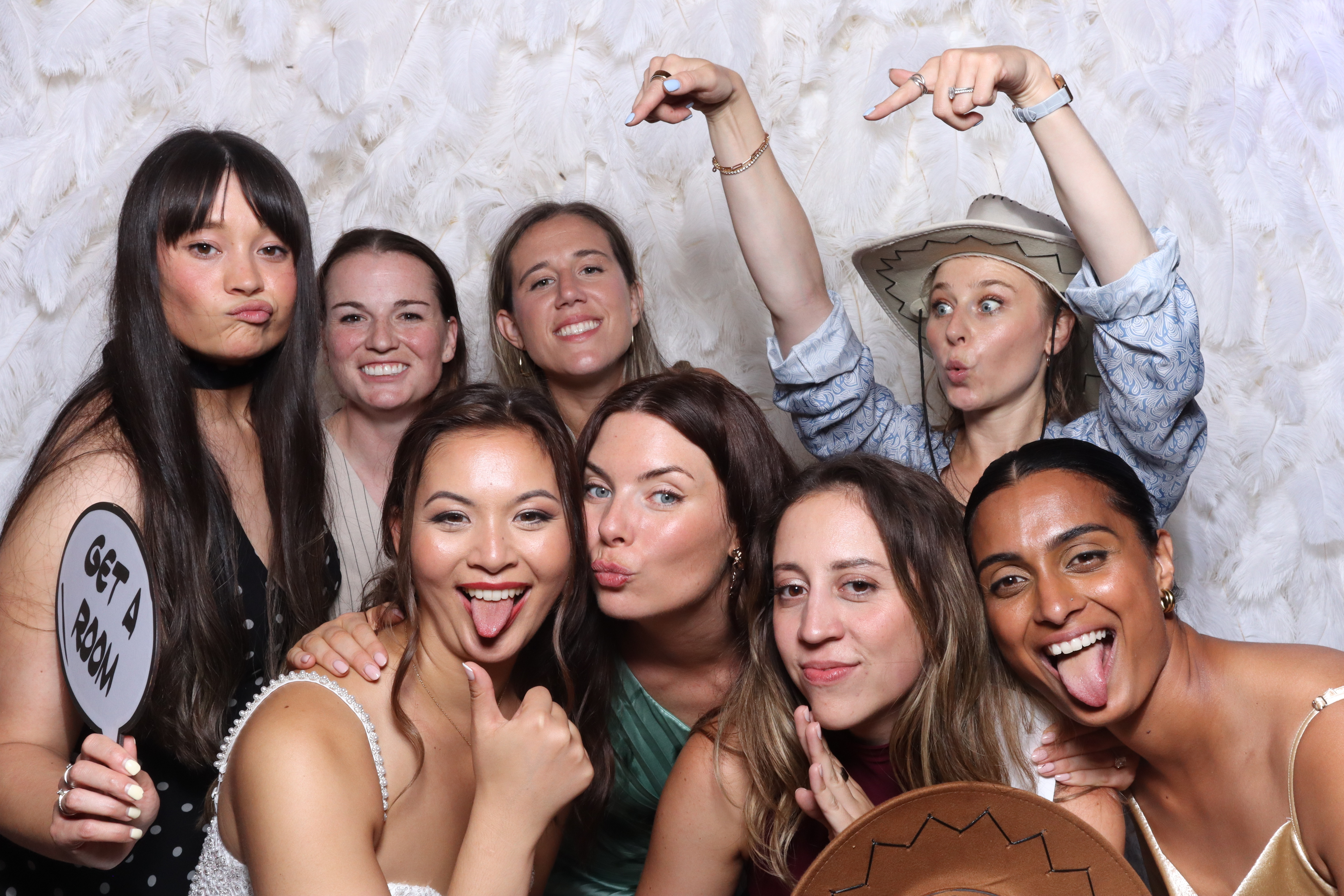 Katherine & Jamie | View more photos from the event at gallery.magicimages.uk/u/MagicImages/Katherine-Jamie