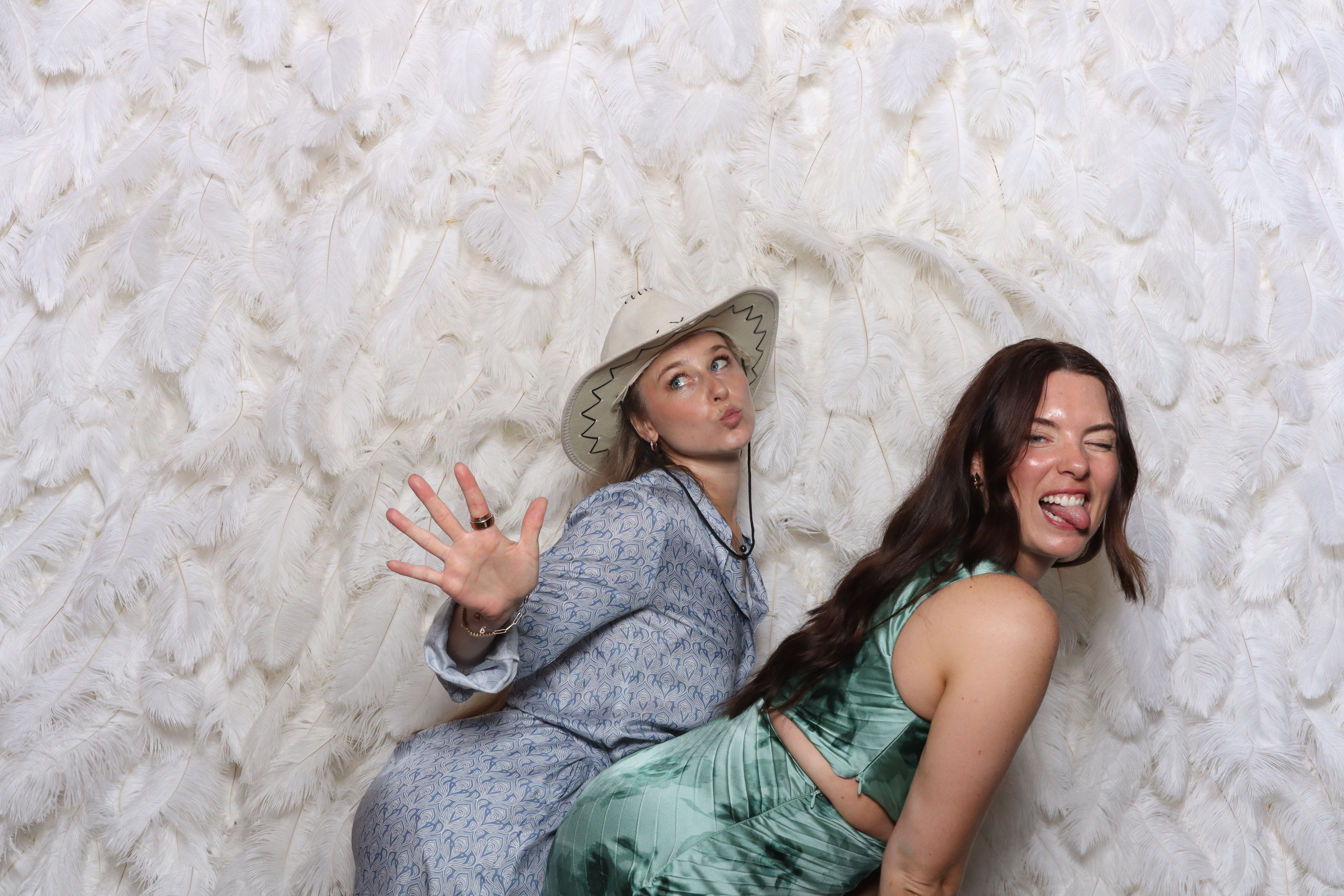 Katherine & Jamie | View more photos from the event at gallery.magicimages.uk/u/MagicImages/Katherine-Jamie