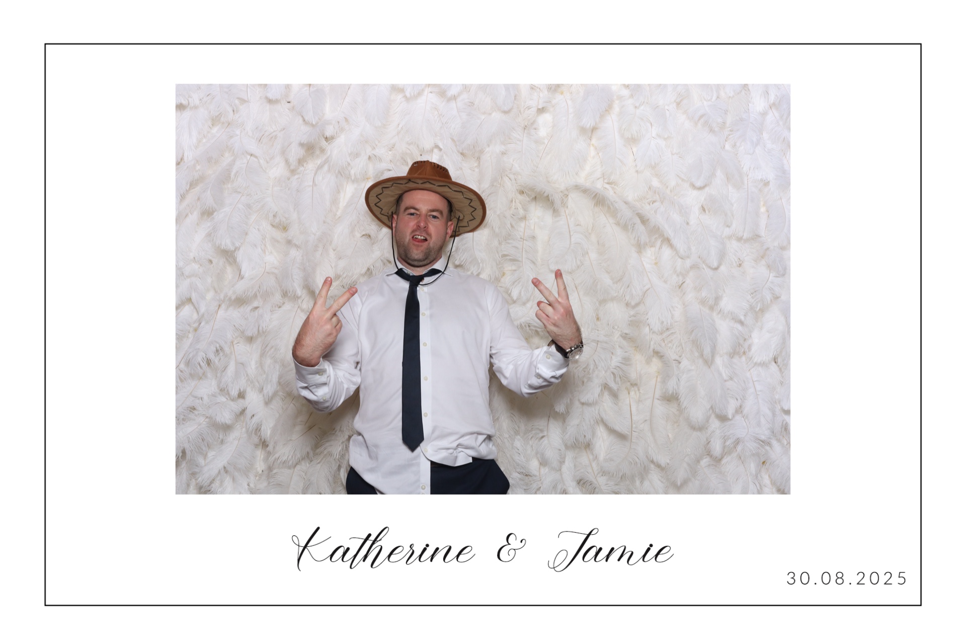 Katherine & Jamie | View more photos from the event at gallery.magicimages.uk/u/MagicImages/Katherine-Jamie