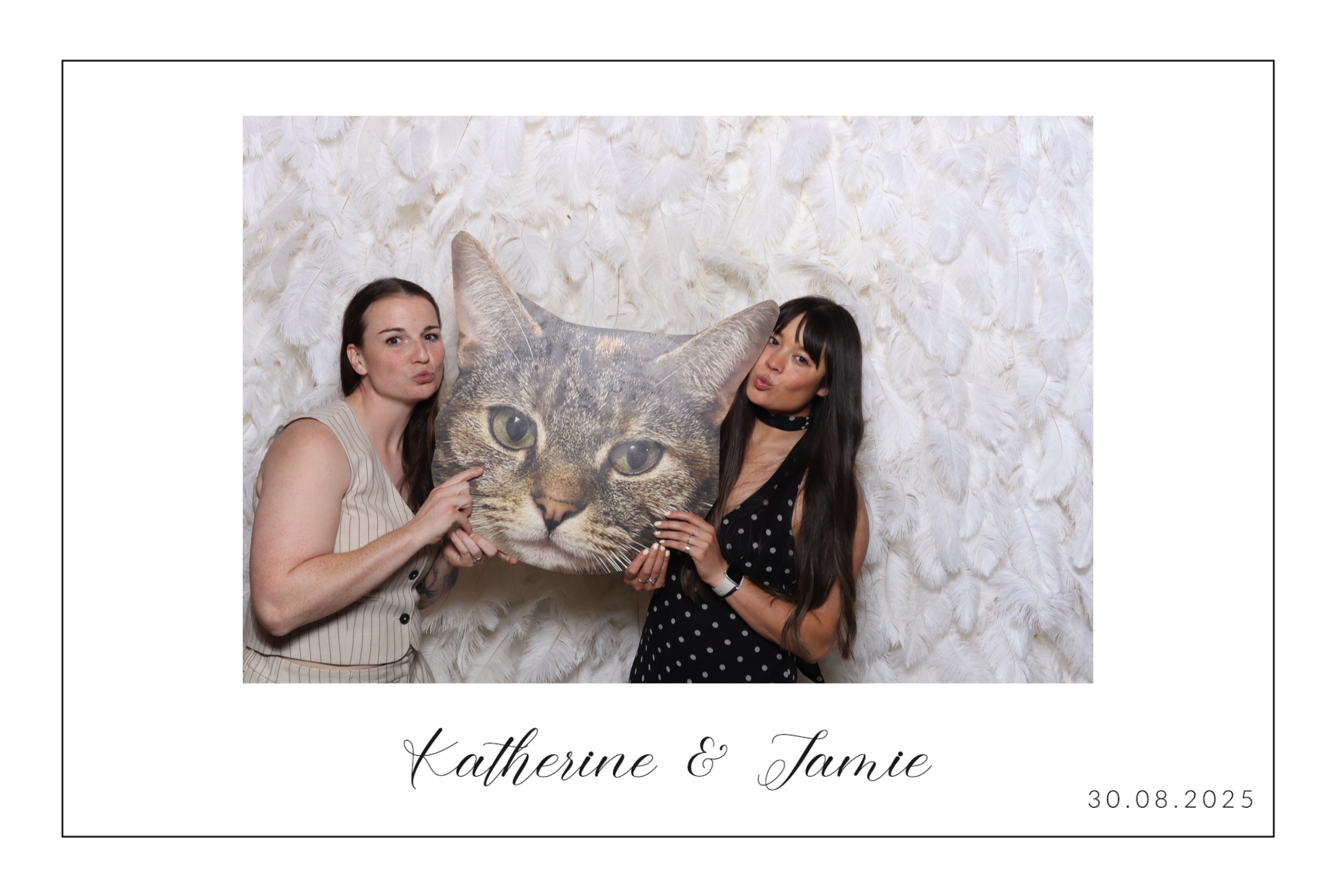 Katherine & Jamie | View more photos from the event at gallery.magicimages.uk/u/MagicImages/Katherine-Jamie