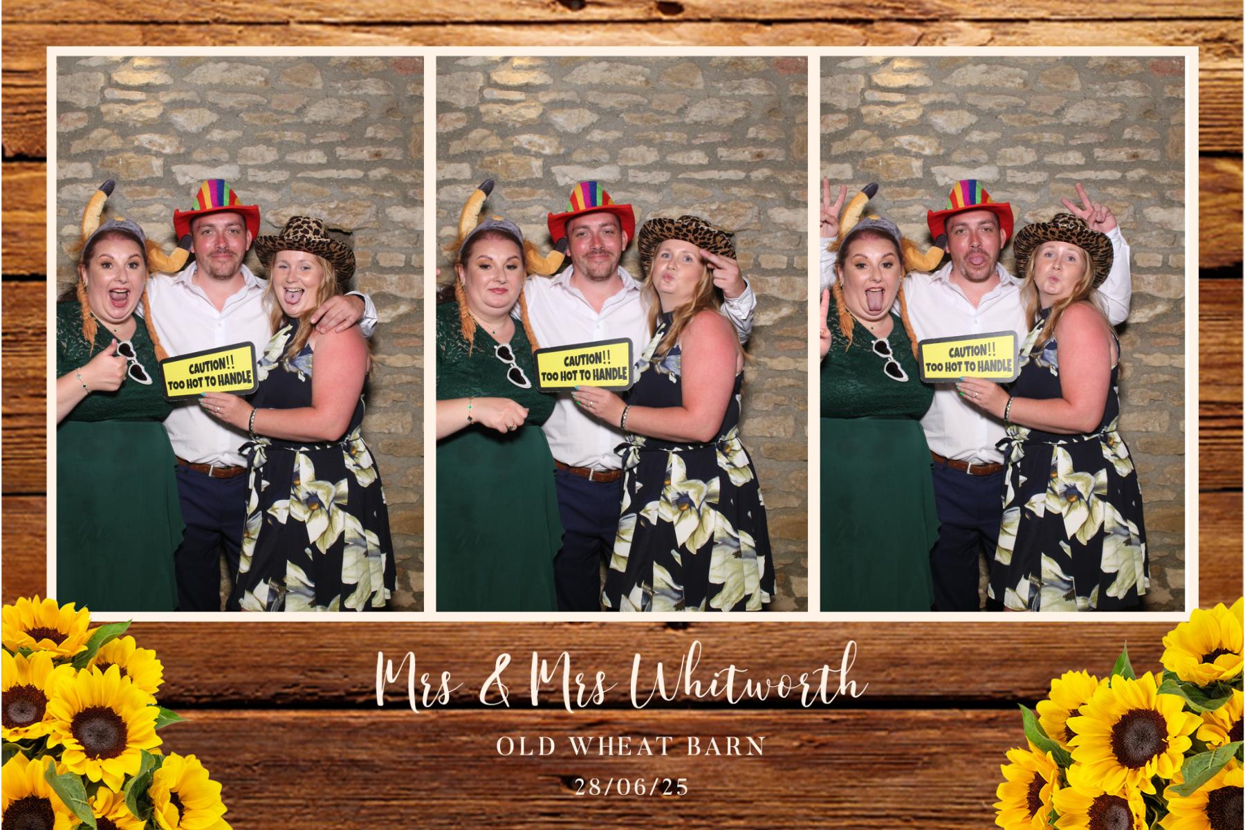 Katie & Emma  | View more photos from the event at gallery.magicimages.uk/u/MagicImages/Katie-Emma