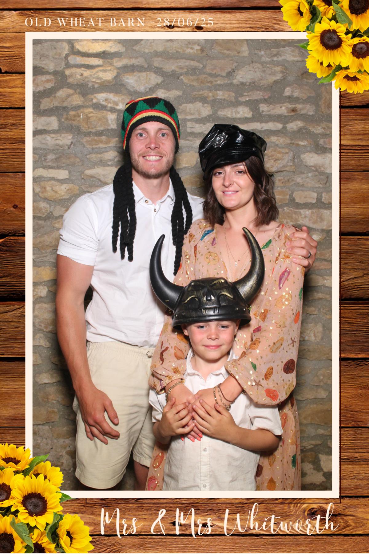 Katie & Emma  | View more photos from the event at gallery.magicimages.uk/u/MagicImages/Katie-Emma