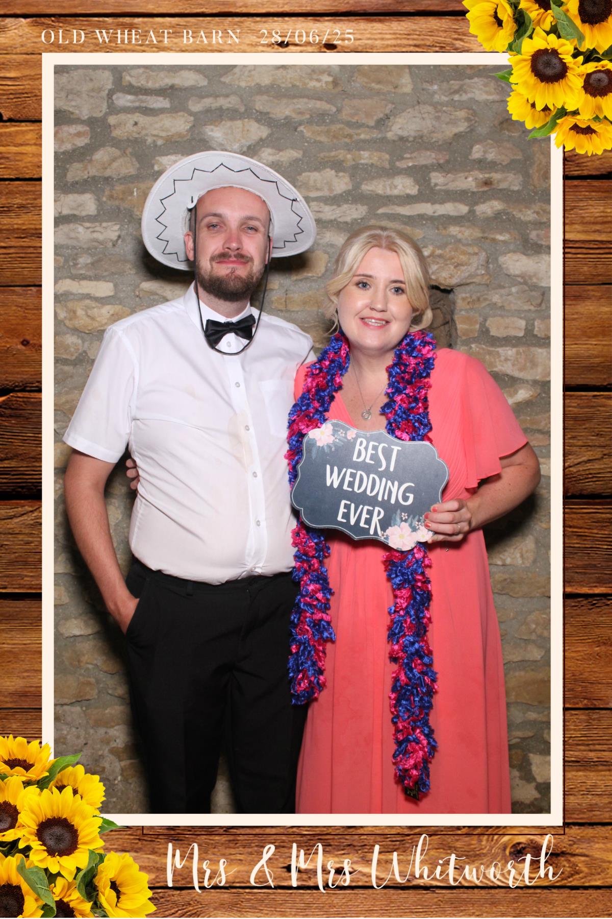 Katie & Emma  | View more photos from the event at gallery.magicimages.uk/u/MagicImages/Katie-Emma