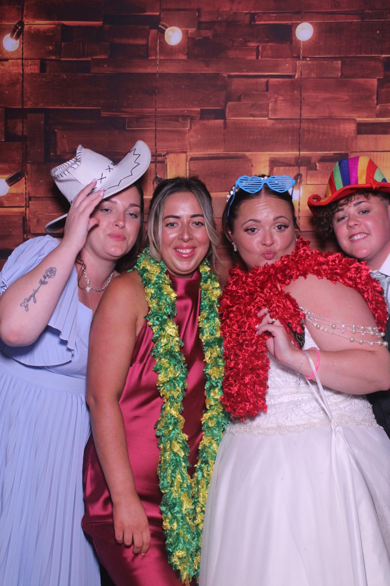 Katie and Leonni’s Wedding | View more photos from the event at gallery.magicimages.uk/u/MagicImages/Katie-and-Leonni’s-Wedding