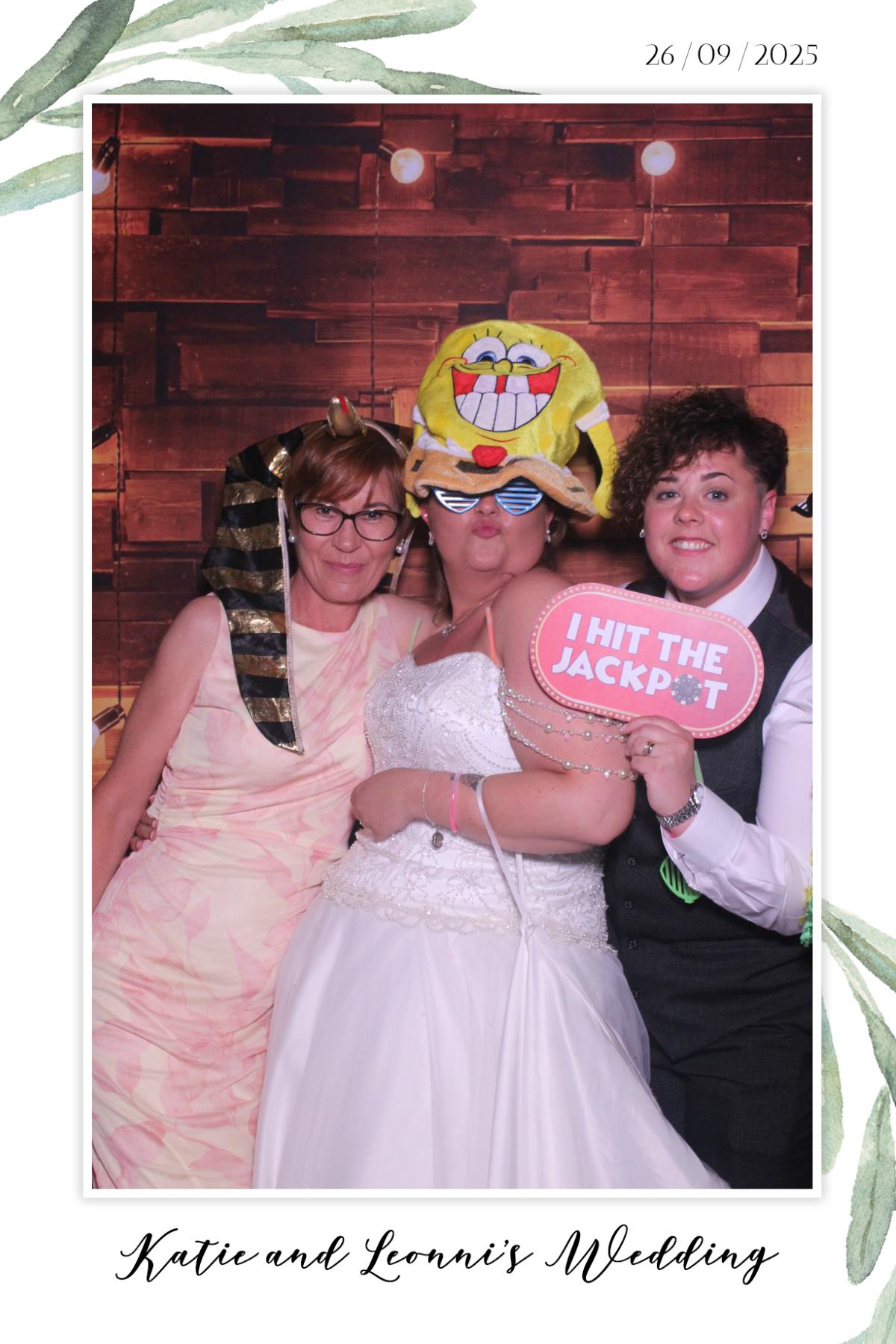 Katie and Leonni’s Wedding | View more photos from the event at gallery.magicimages.uk/u/MagicImages/Katie-and-Leonni’s-Wedding