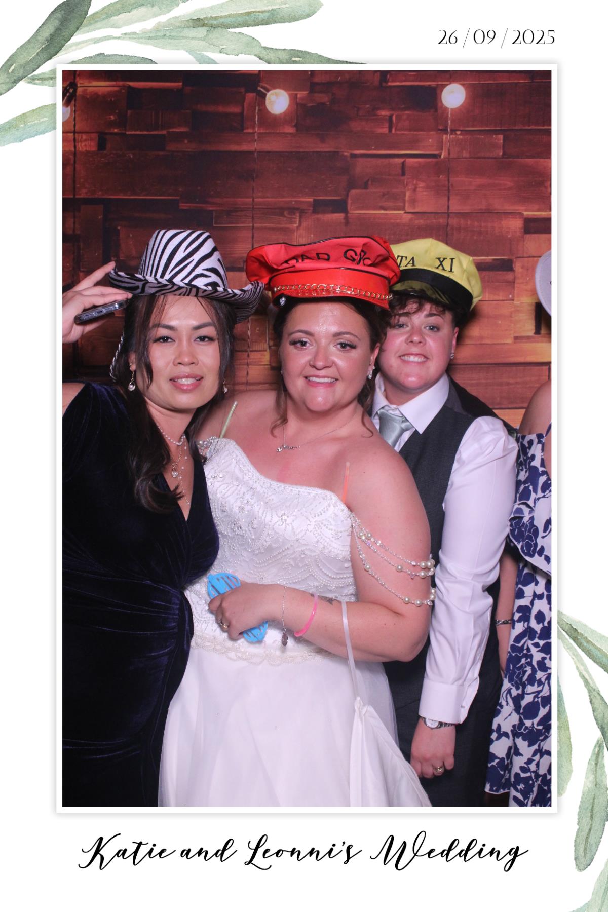 Katie and Leonni’s Wedding | View more photos from the event at gallery.magicimages.uk/u/MagicImages/Katie-and-Leonni’s-Wedding