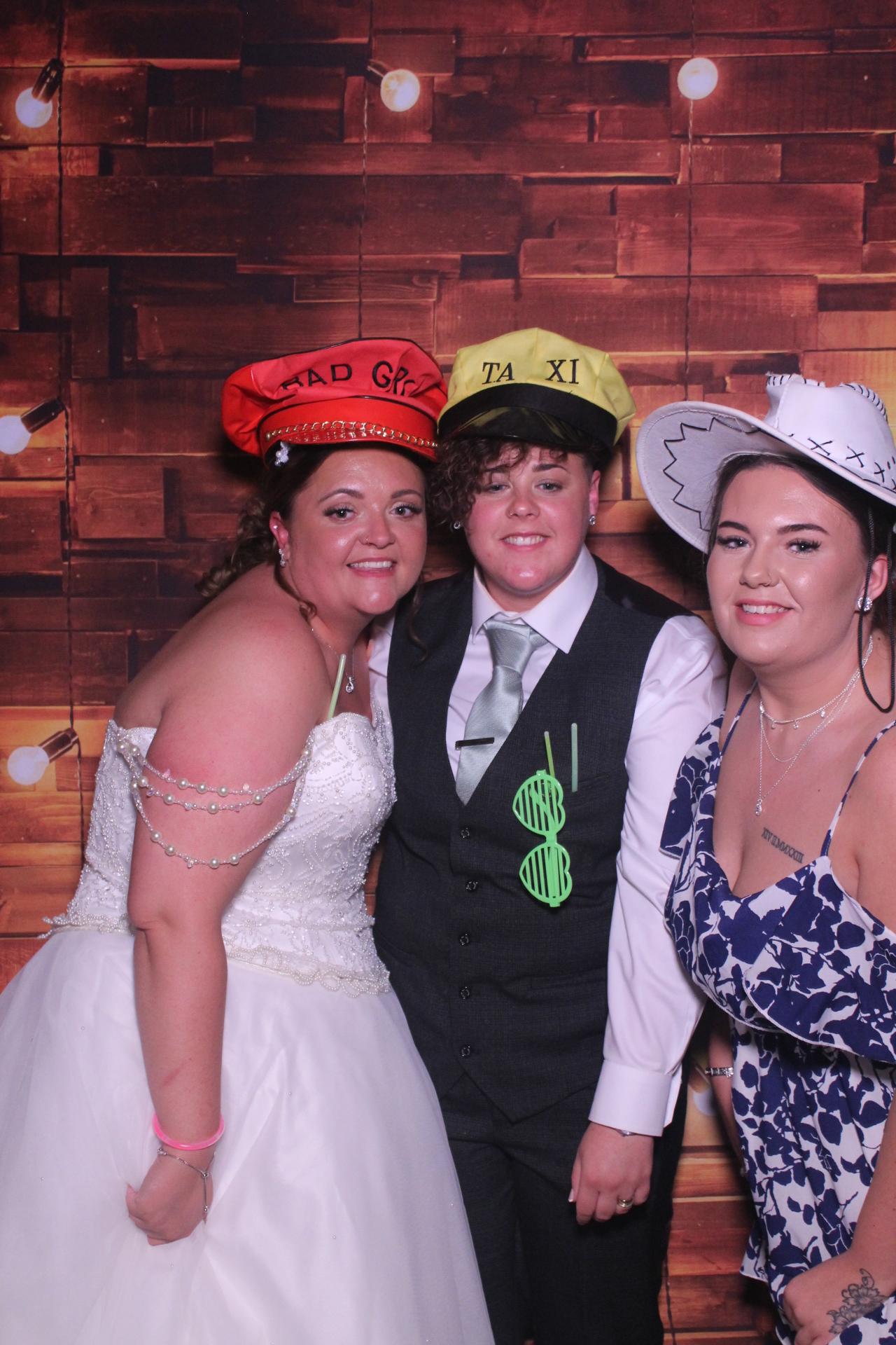 Katie and Leonni’s Wedding | View more photos from the event at gallery.magicimages.uk/u/MagicImages/Katie-and-Leonni’s-Wedding