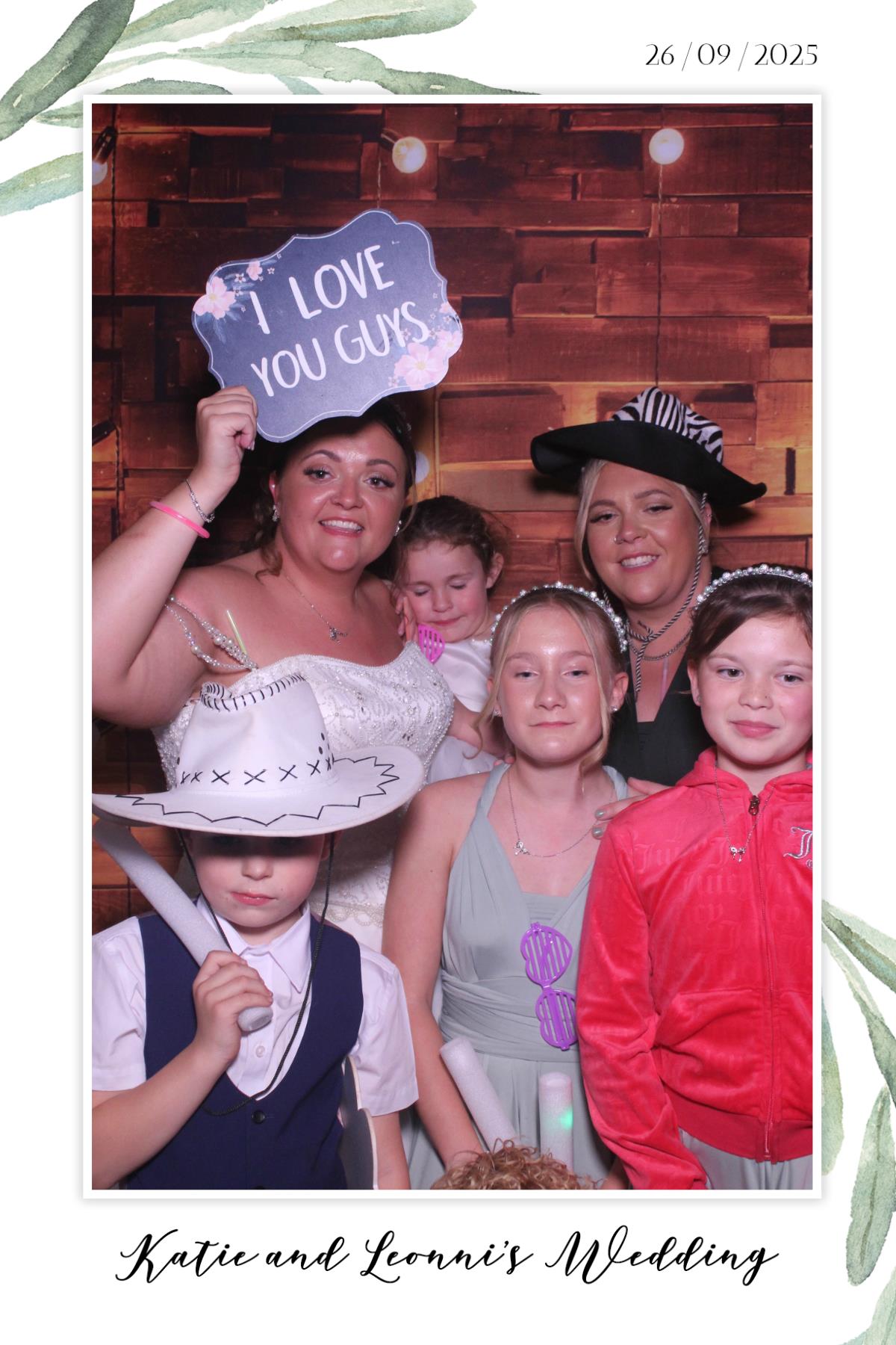 Katie and Leonni’s Wedding | View more photos from the event at gallery.magicimages.uk/u/MagicImages/Katie-and-Leonni’s-Wedding