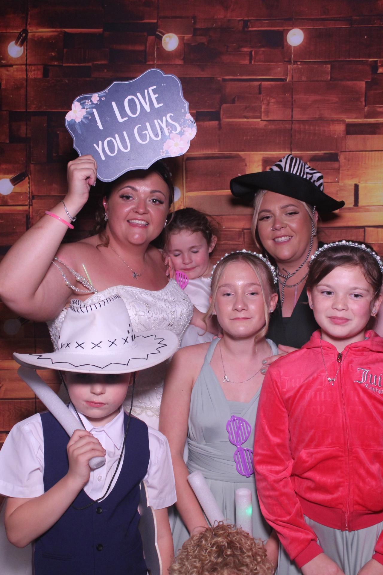 Katie and Leonni’s Wedding | View more photos from the event at gallery.magicimages.uk/u/MagicImages/Katie-and-Leonni’s-Wedding