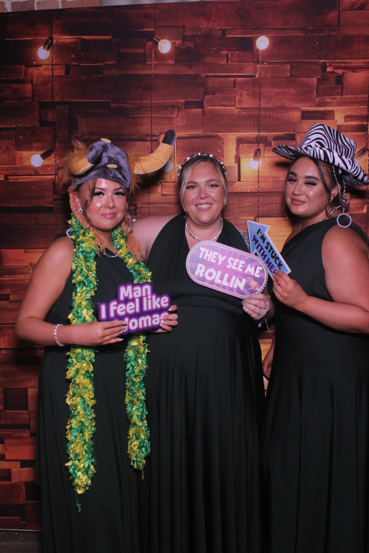 Katie and Leonni’s Wedding | View more photos from the event at gallery.magicimages.uk/u/MagicImages/Katie-and-Leonni’s-Wedding