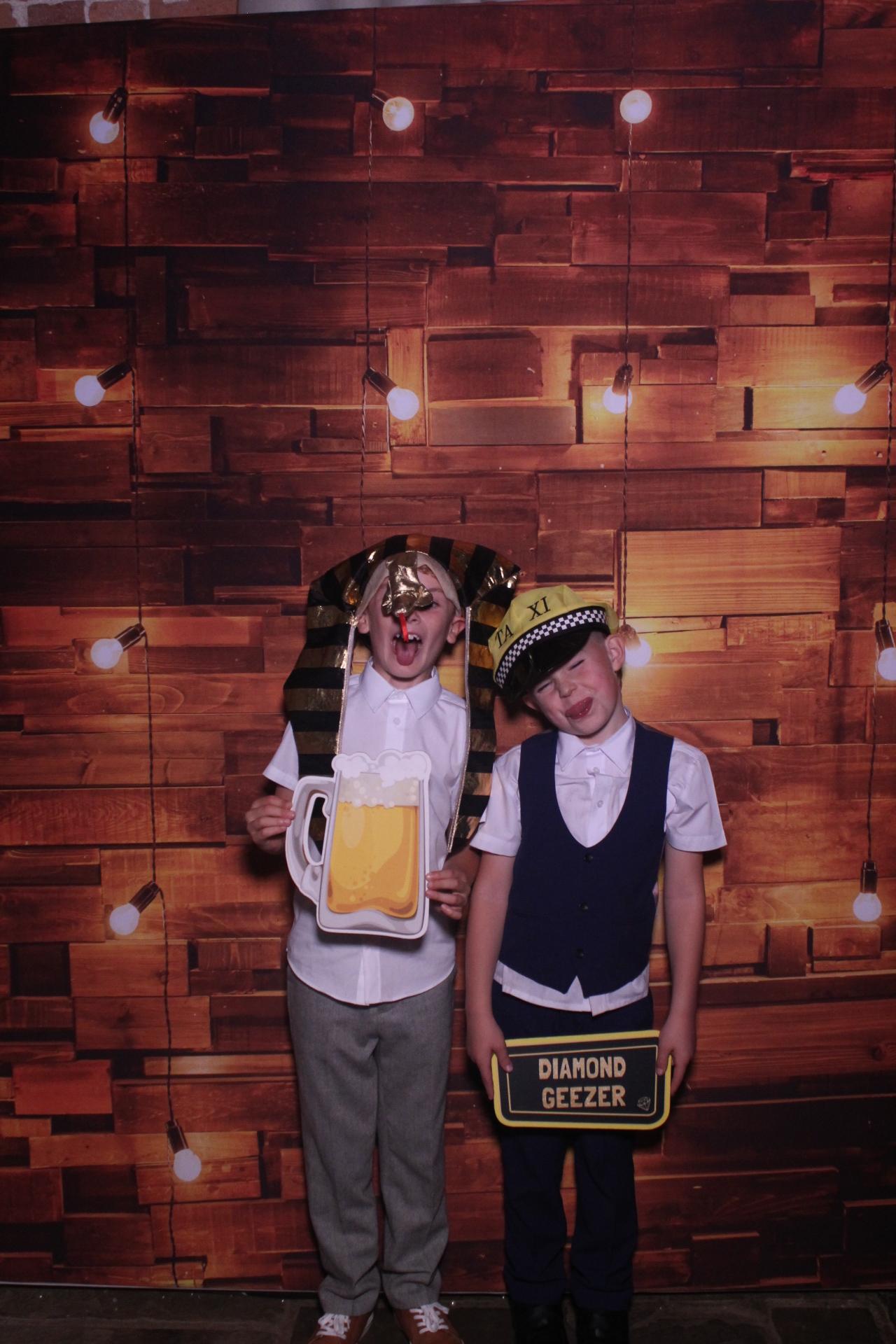 Katie and Leonni’s Wedding | View more photos from the event at gallery.magicimages.uk/u/MagicImages/Katie-and-Leonni’s-Wedding