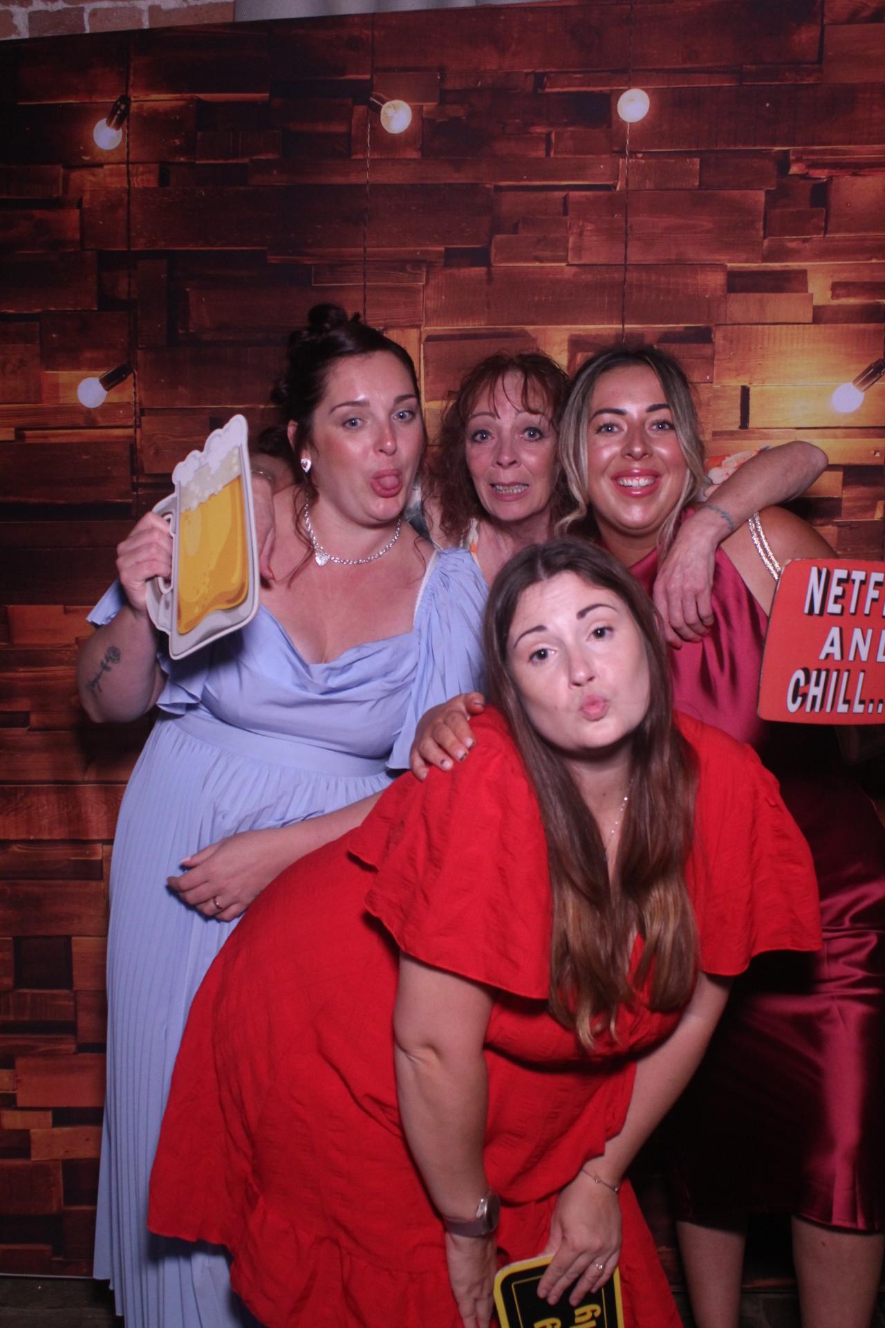 Katie and Leonni’s Wedding | View more photos from the event at gallery.magicimages.uk/u/MagicImages/Katie-and-Leonni’s-Wedding