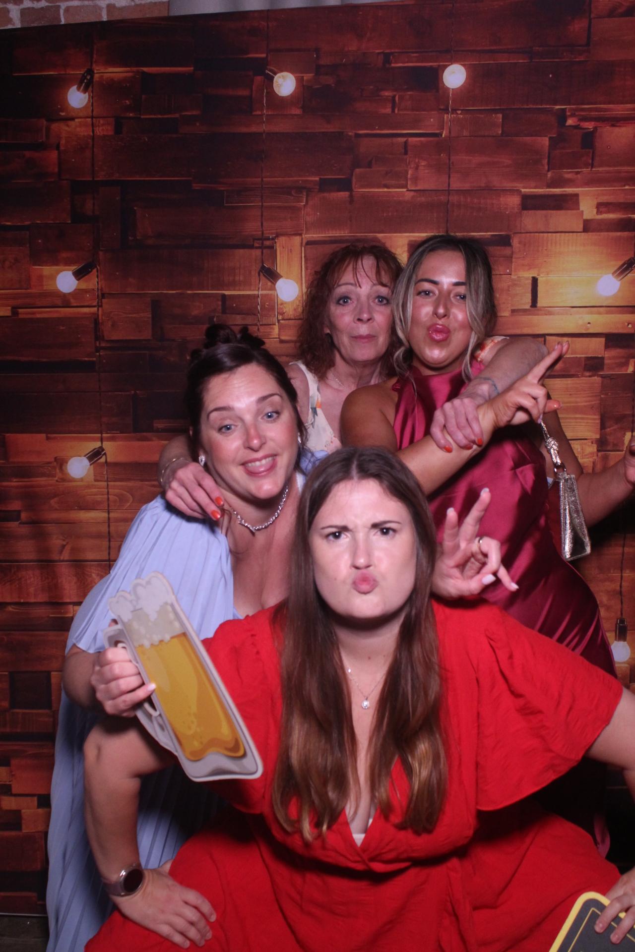 Katie and Leonni’s Wedding | View more photos from the event at gallery.magicimages.uk/u/MagicImages/Katie-and-Leonni’s-Wedding