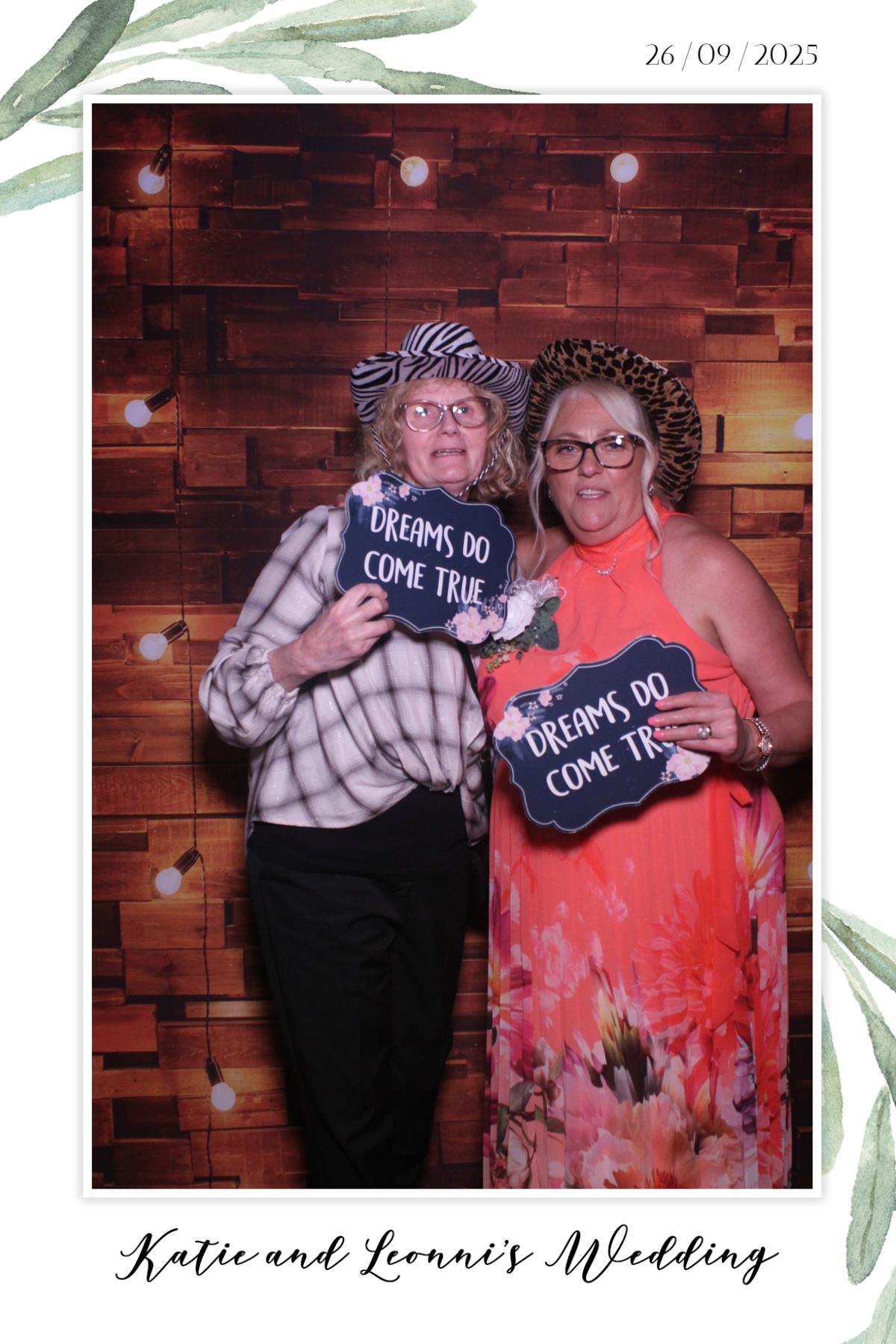 Katie and Leonni’s Wedding | View more photos from the event at gallery.magicimages.uk/u/MagicImages/Katie-and-Leonni’s-Wedding