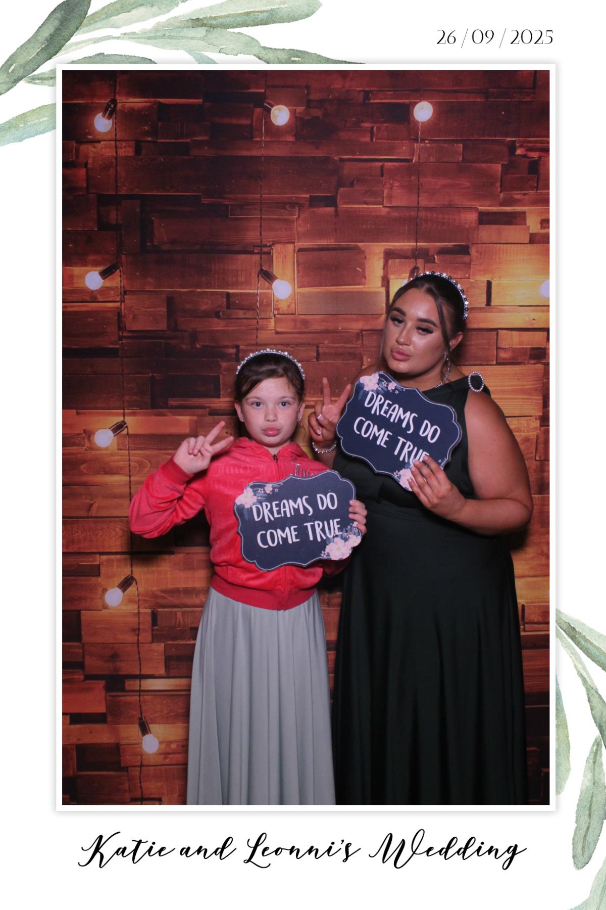 Katie and Leonni’s Wedding | View more photos from the event at gallery.magicimages.uk/u/MagicImages/Katie-and-Leonni’s-Wedding