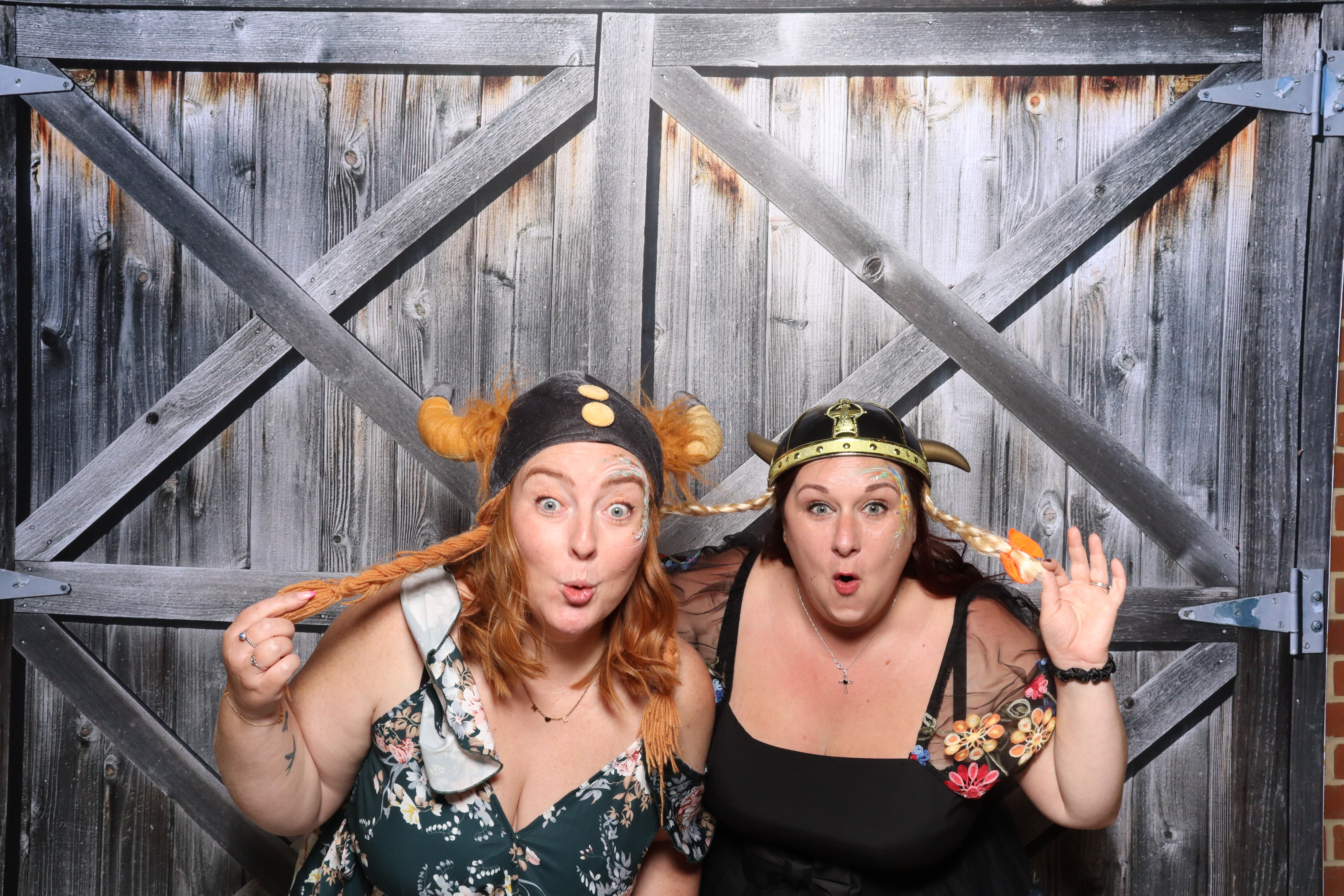 Kerry & Rob  | View more photos from the event at gallery.magicimages.uk/u/MagicImages/Kerry-Rob