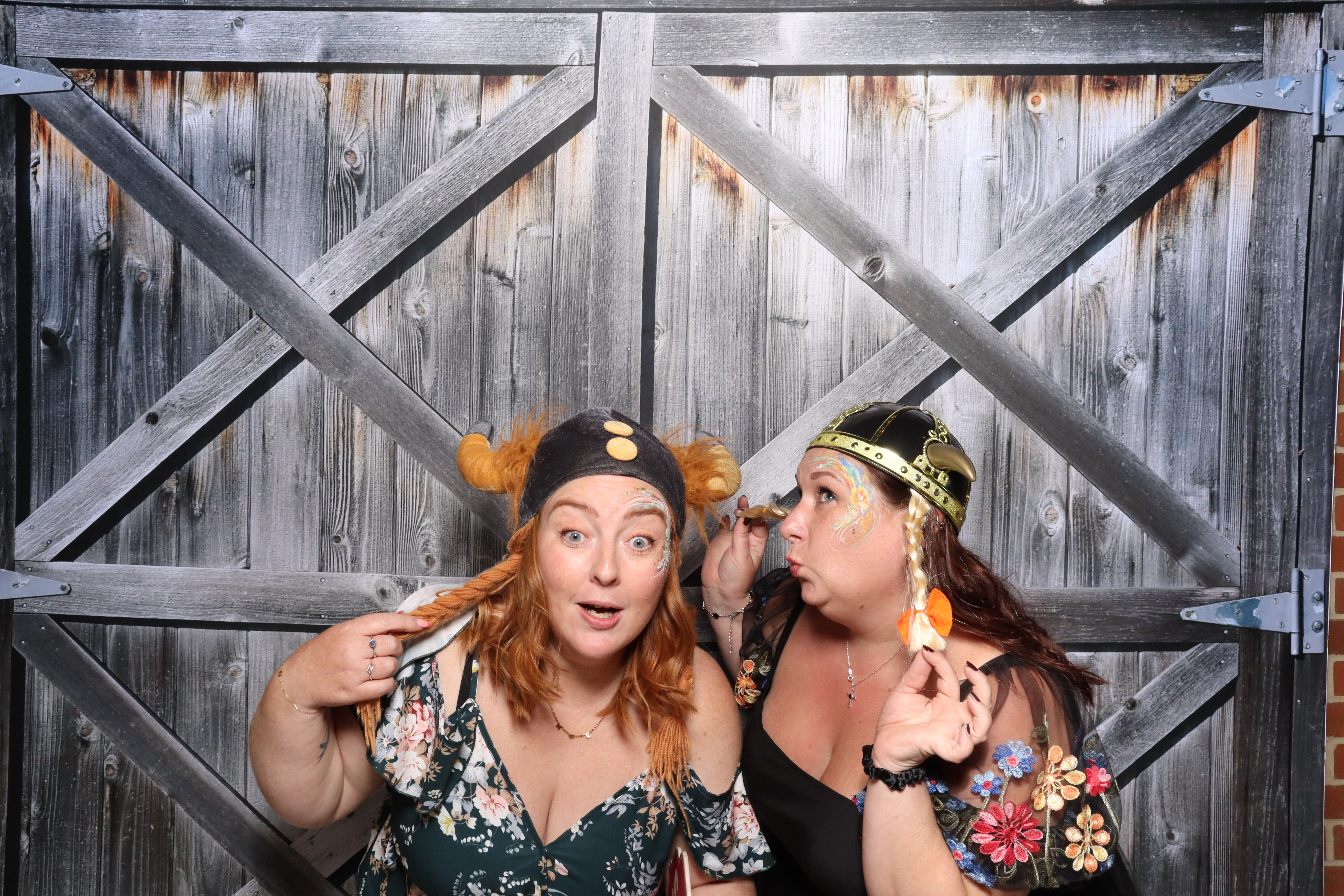 Kerry & Rob  | View more photos from the event at gallery.magicimages.uk/u/MagicImages/Kerry-Rob