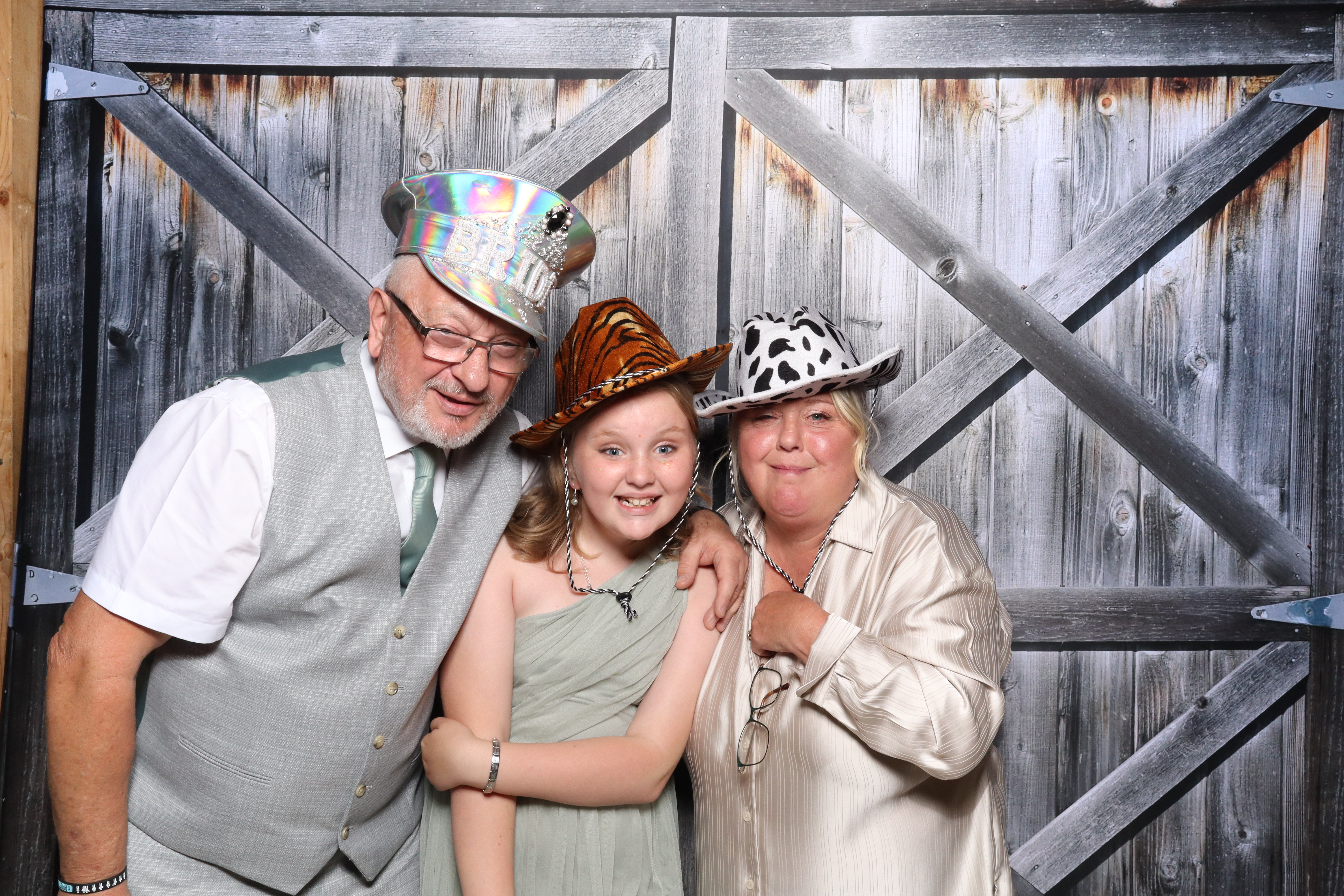 Kerry & Rob  | View more photos from the event at gallery.magicimages.uk/u/MagicImages/Kerry-Rob