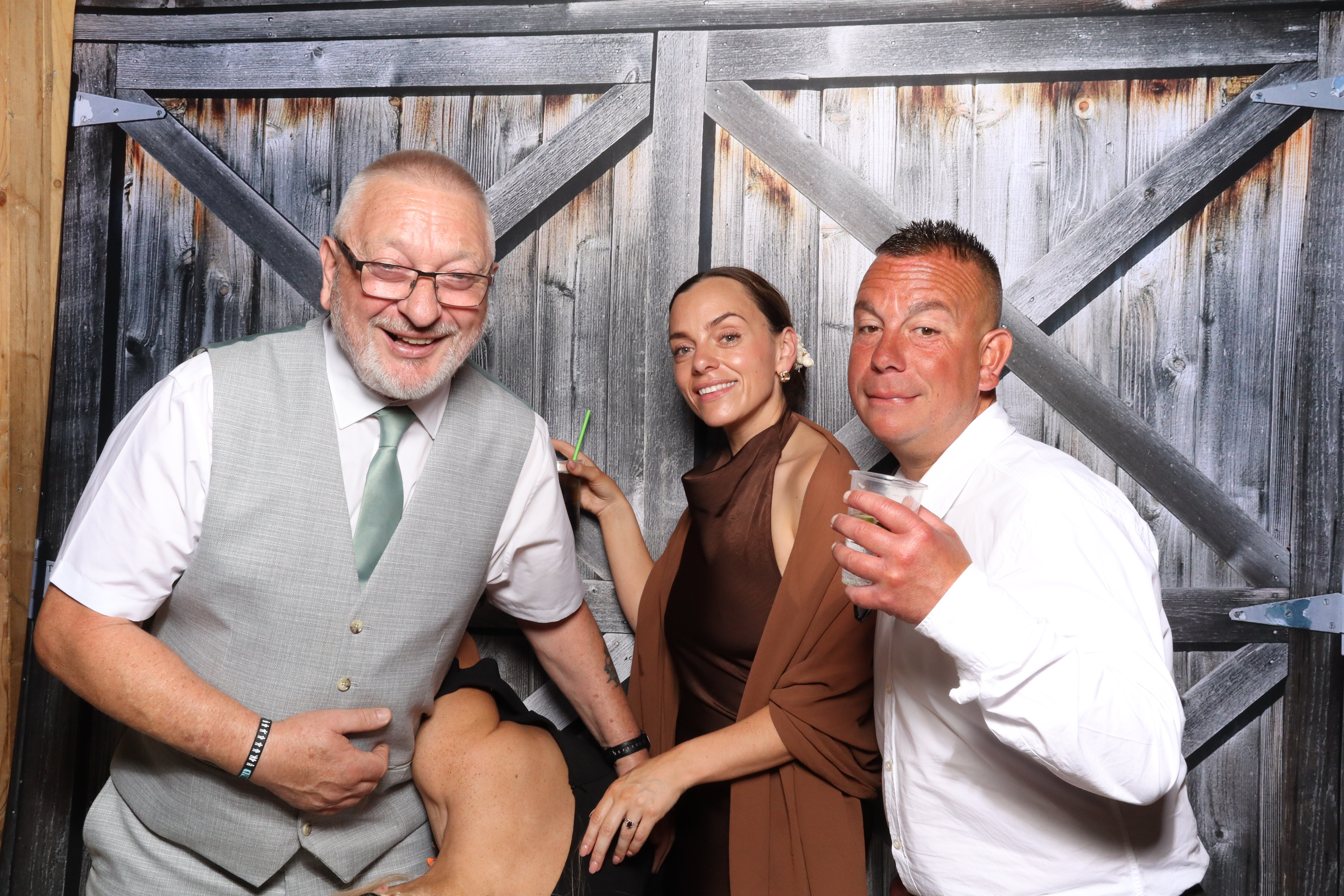 Kerry & Rob  | View more photos from the event at gallery.magicimages.uk/u/MagicImages/Kerry-Rob