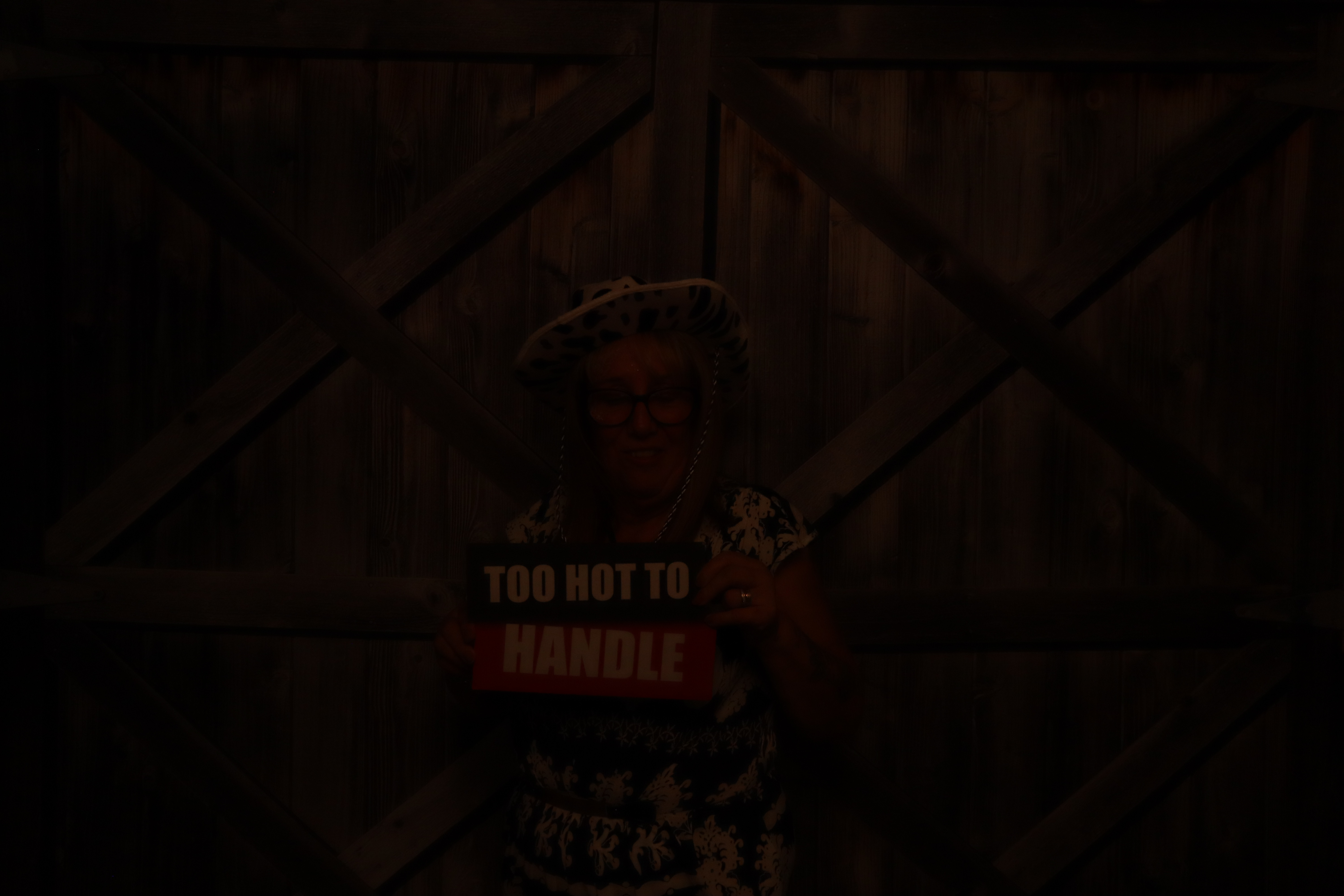 Kerry & Rob  | View more photos from the event at gallery.magicimages.uk/u/MagicImages/Kerry-Rob