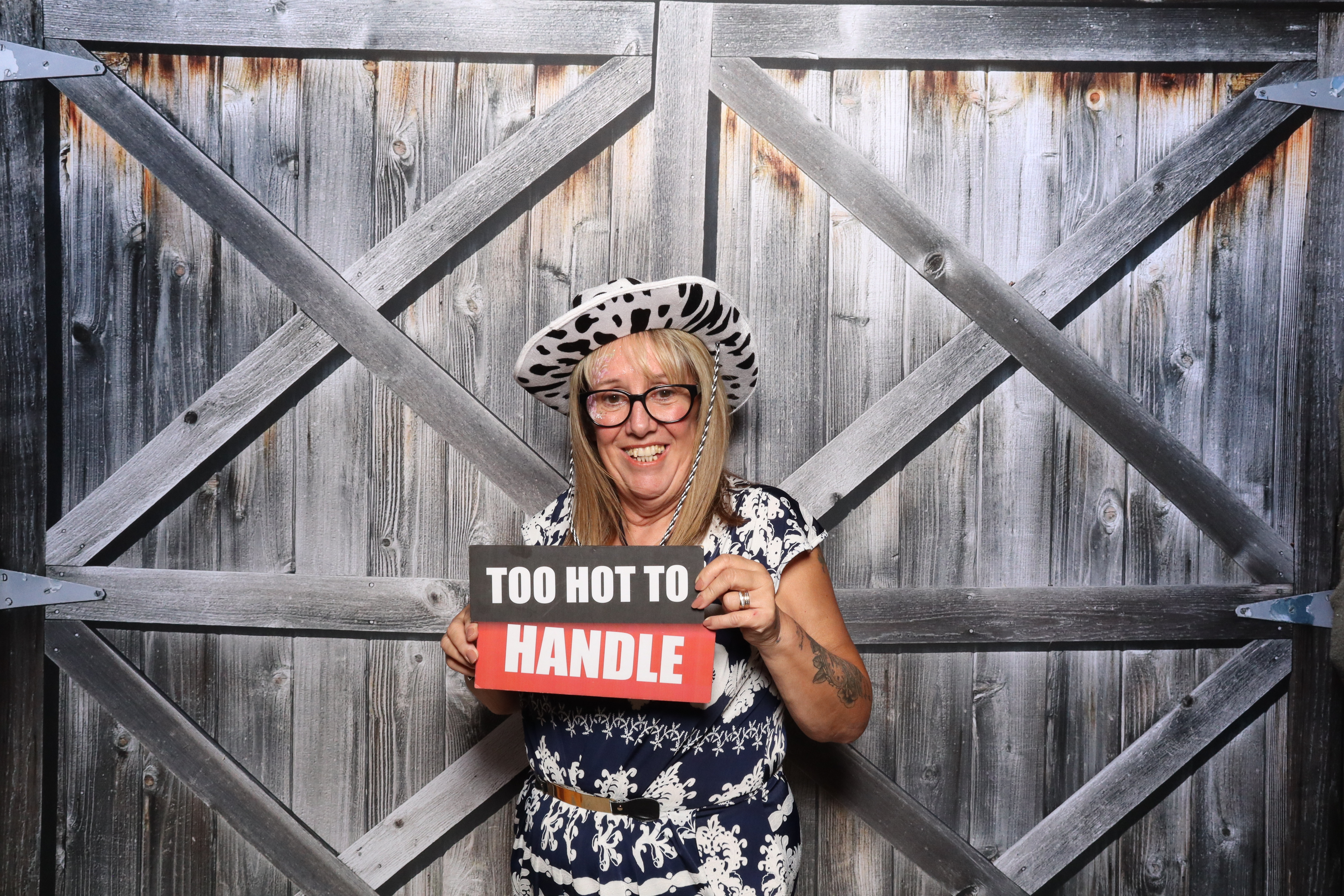 Kerry & Rob  | View more photos from the event at gallery.magicimages.uk/u/MagicImages/Kerry-Rob