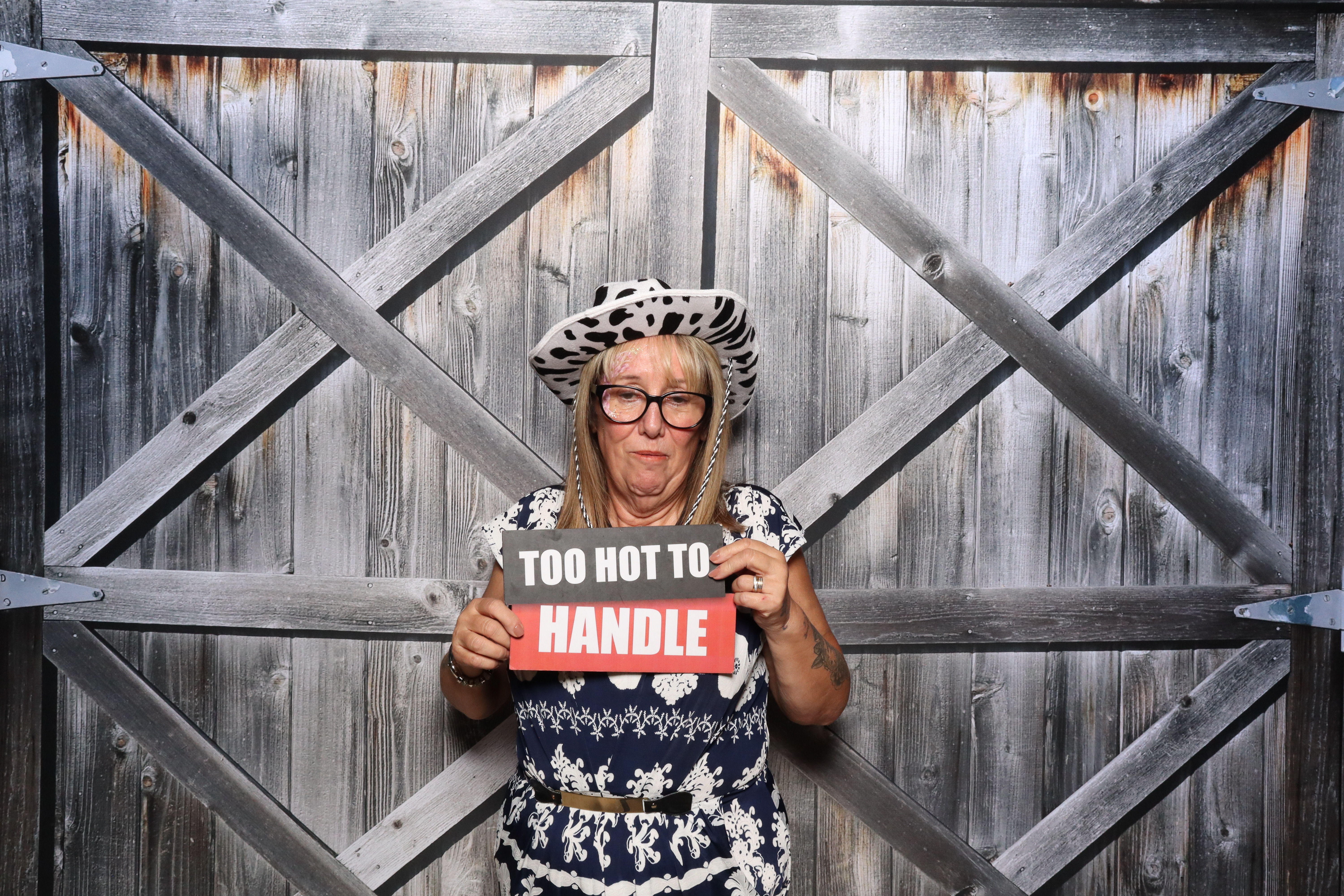 Kerry & Rob  | View more photos from the event at gallery.magicimages.uk/u/MagicImages/Kerry-Rob