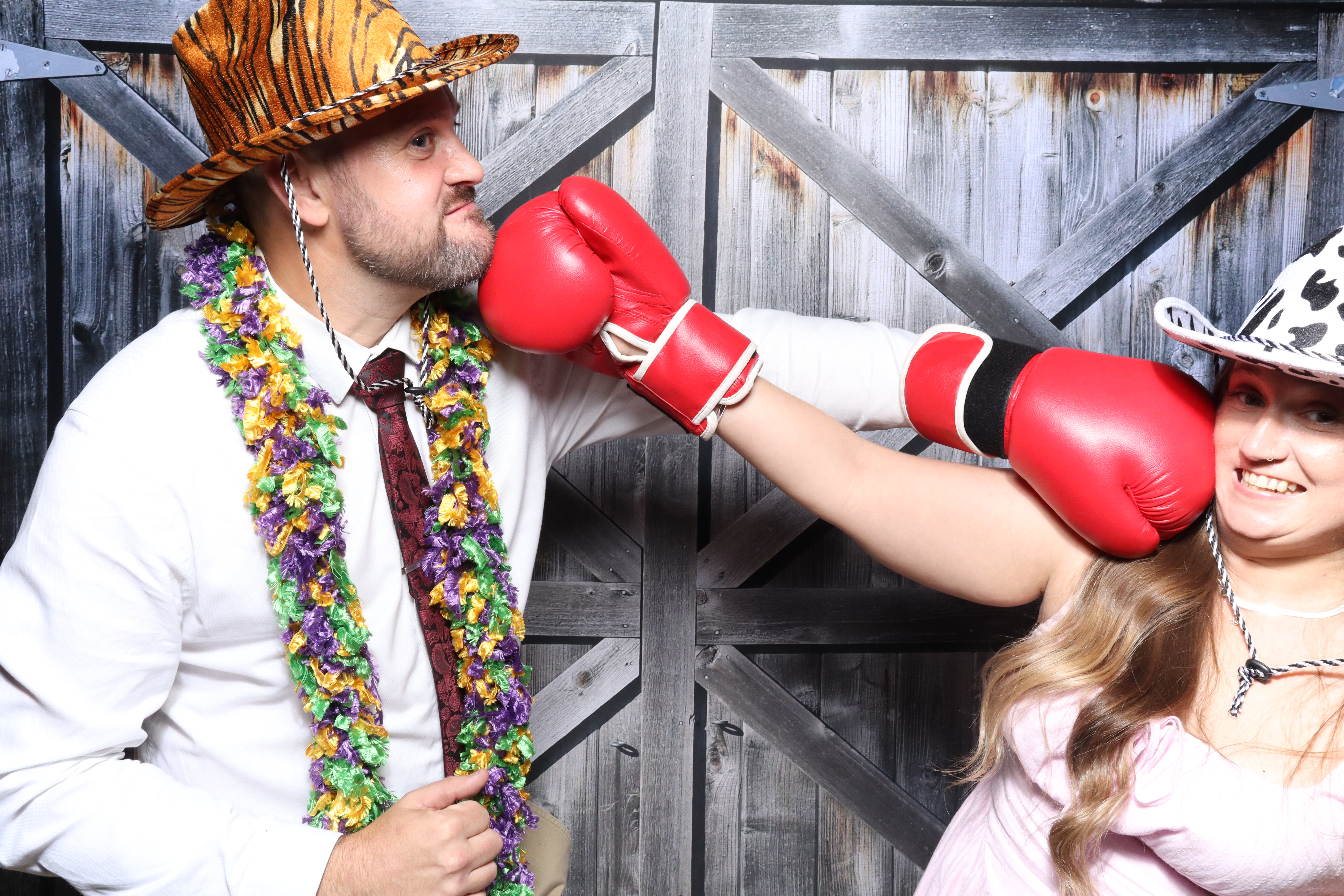 Kerry & Rob  | View more photos from the event at gallery.magicimages.uk/u/MagicImages/Kerry-Rob