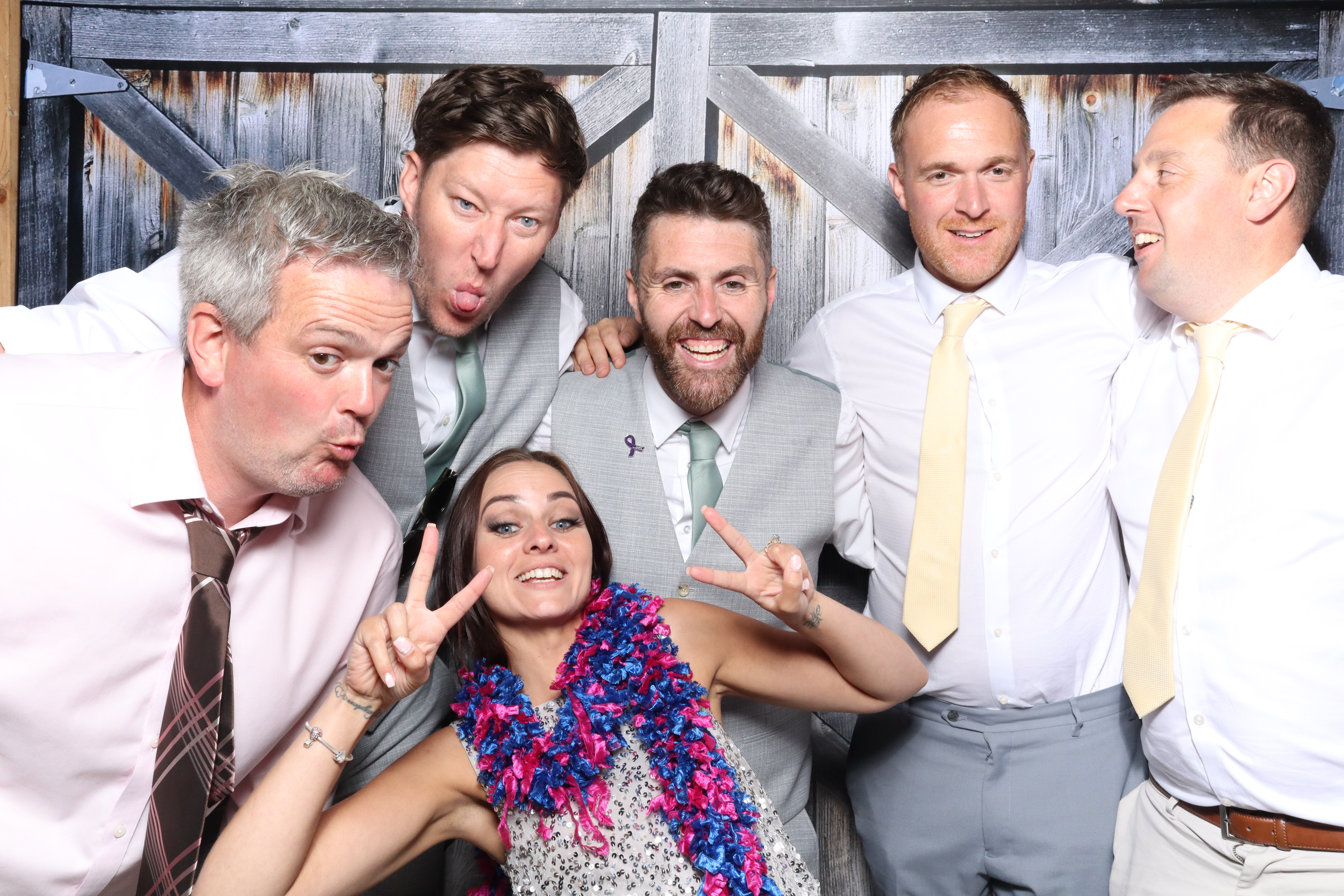 Kerry & Rob  | View more photos from the event at gallery.magicimages.uk/u/MagicImages/Kerry-Rob