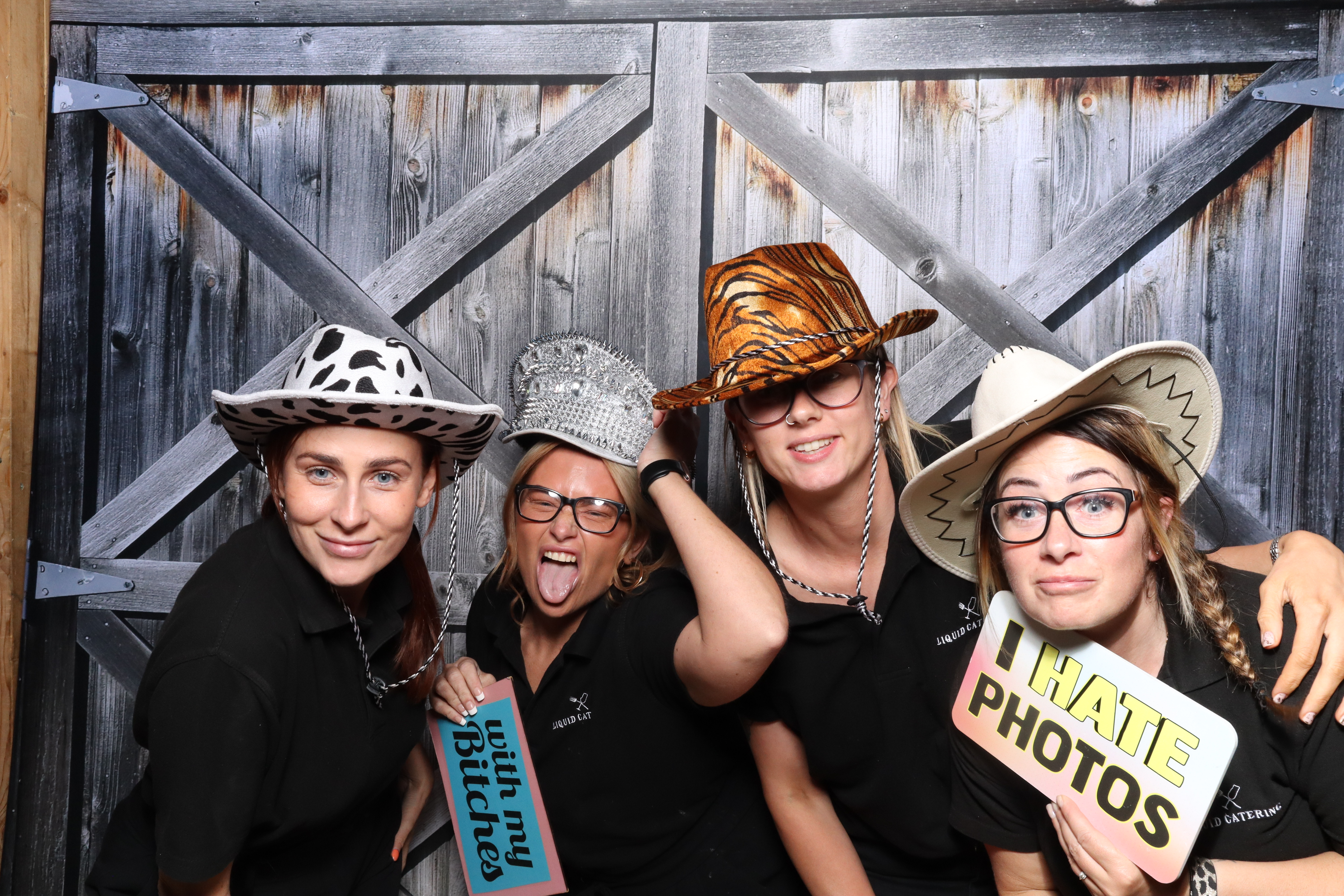 Kerry & Rob  | View more photos from the event at gallery.magicimages.uk/u/MagicImages/Kerry-Rob