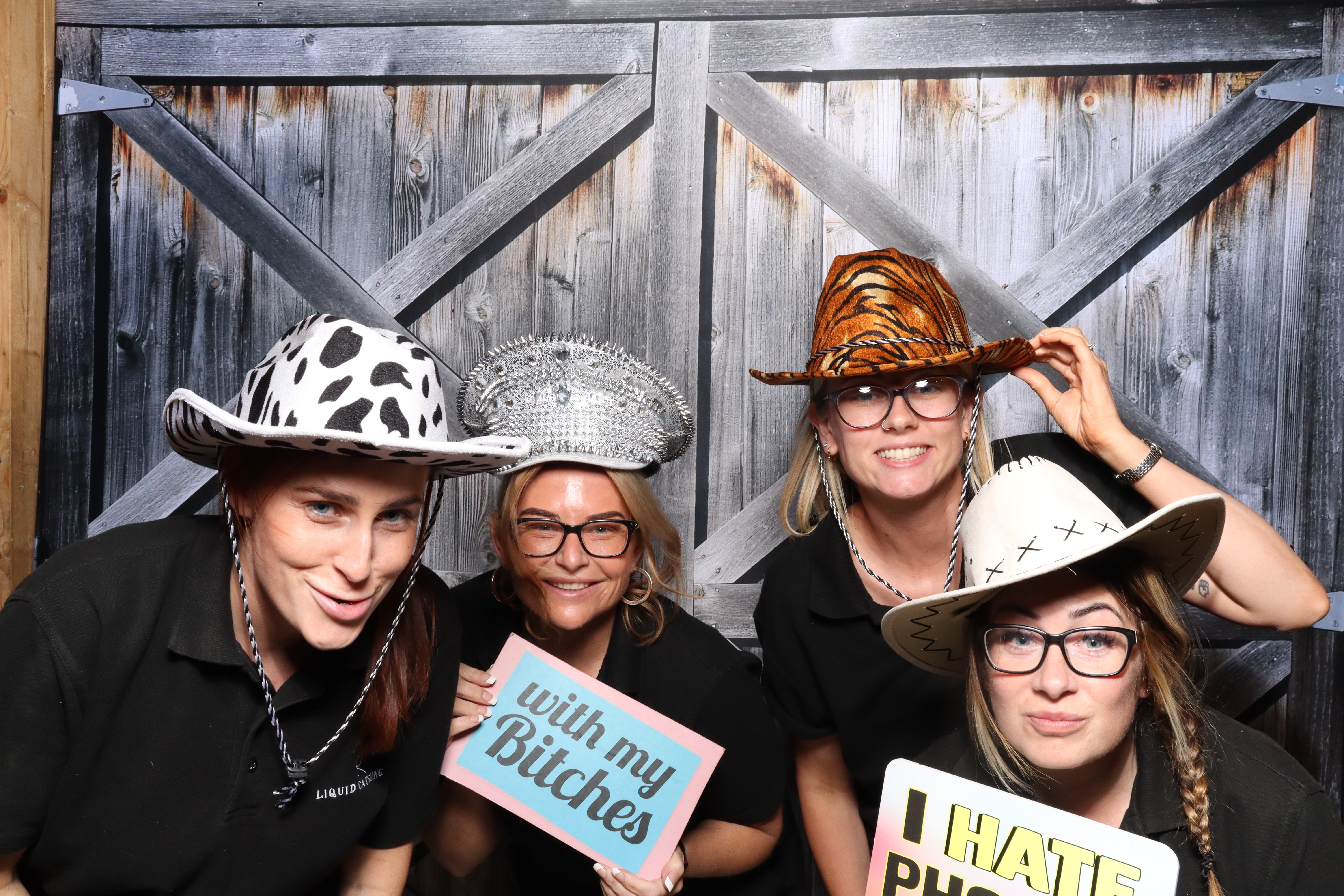 Kerry & Rob  | View more photos from the event at gallery.magicimages.uk/u/MagicImages/Kerry-Rob