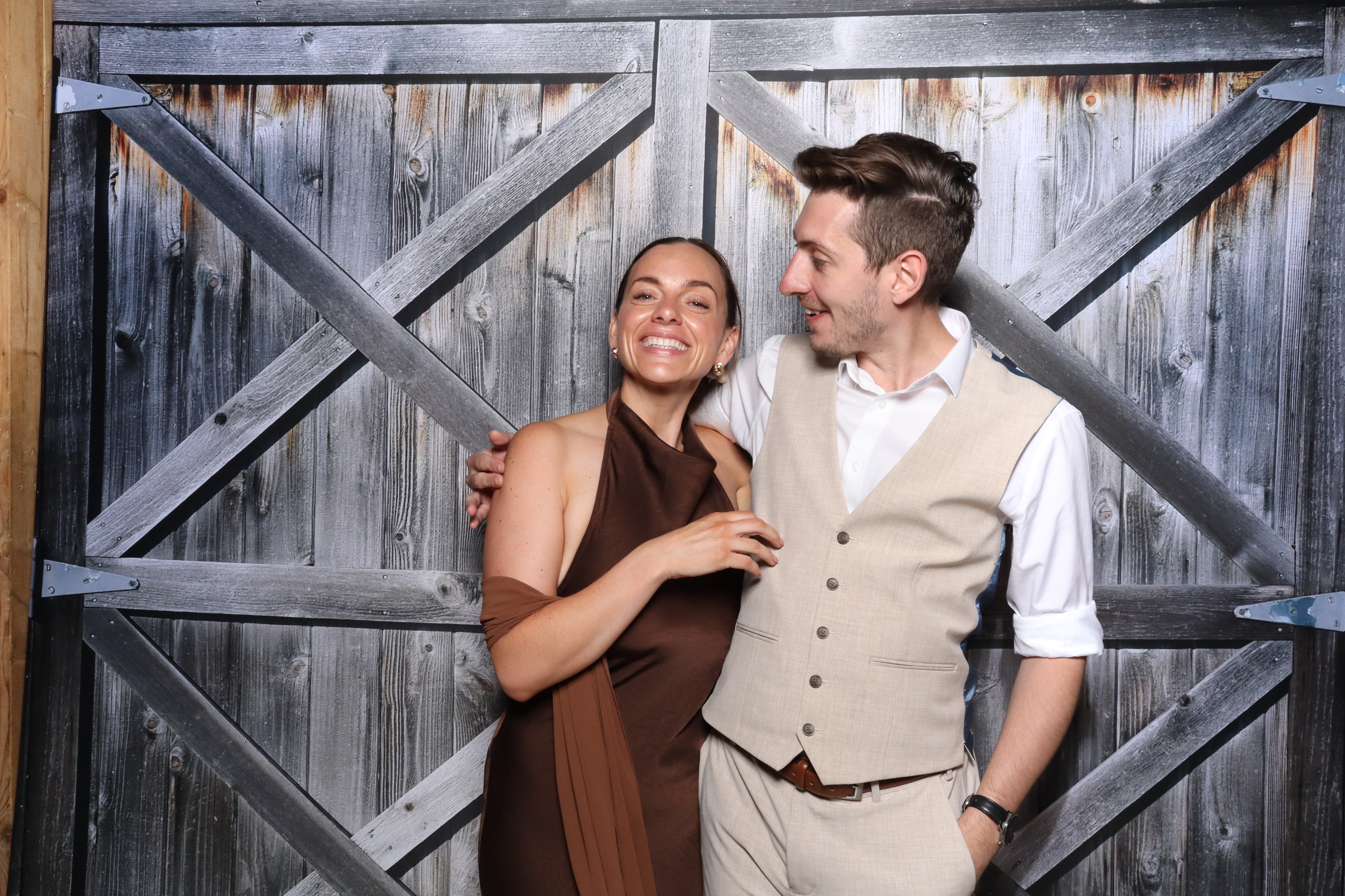 Kerry & Rob  | View more photos from the event at gallery.magicimages.uk/u/MagicImages/Kerry-Rob