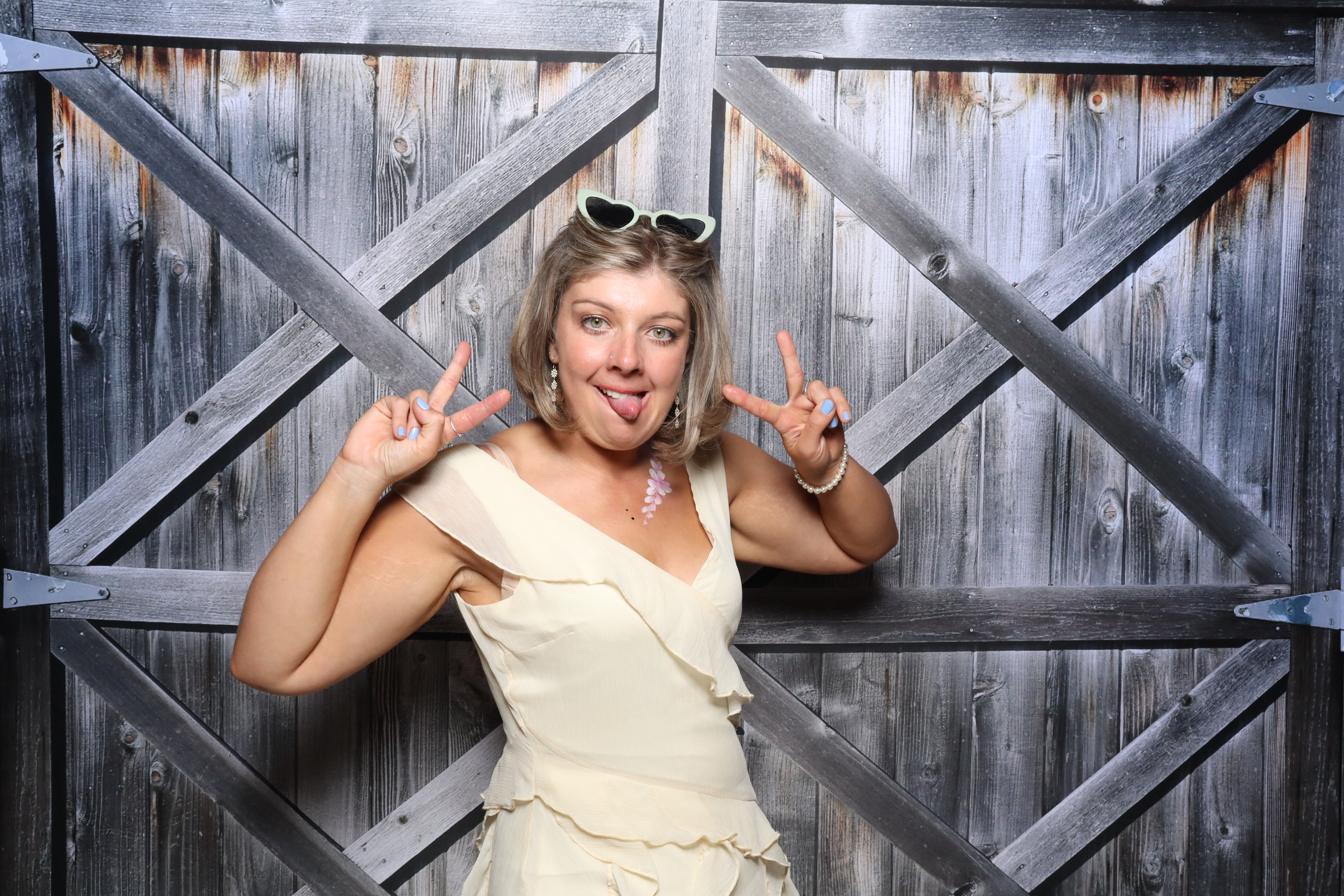 Kerry & Rob  | View more photos from the event at gallery.magicimages.uk/u/MagicImages/Kerry-Rob