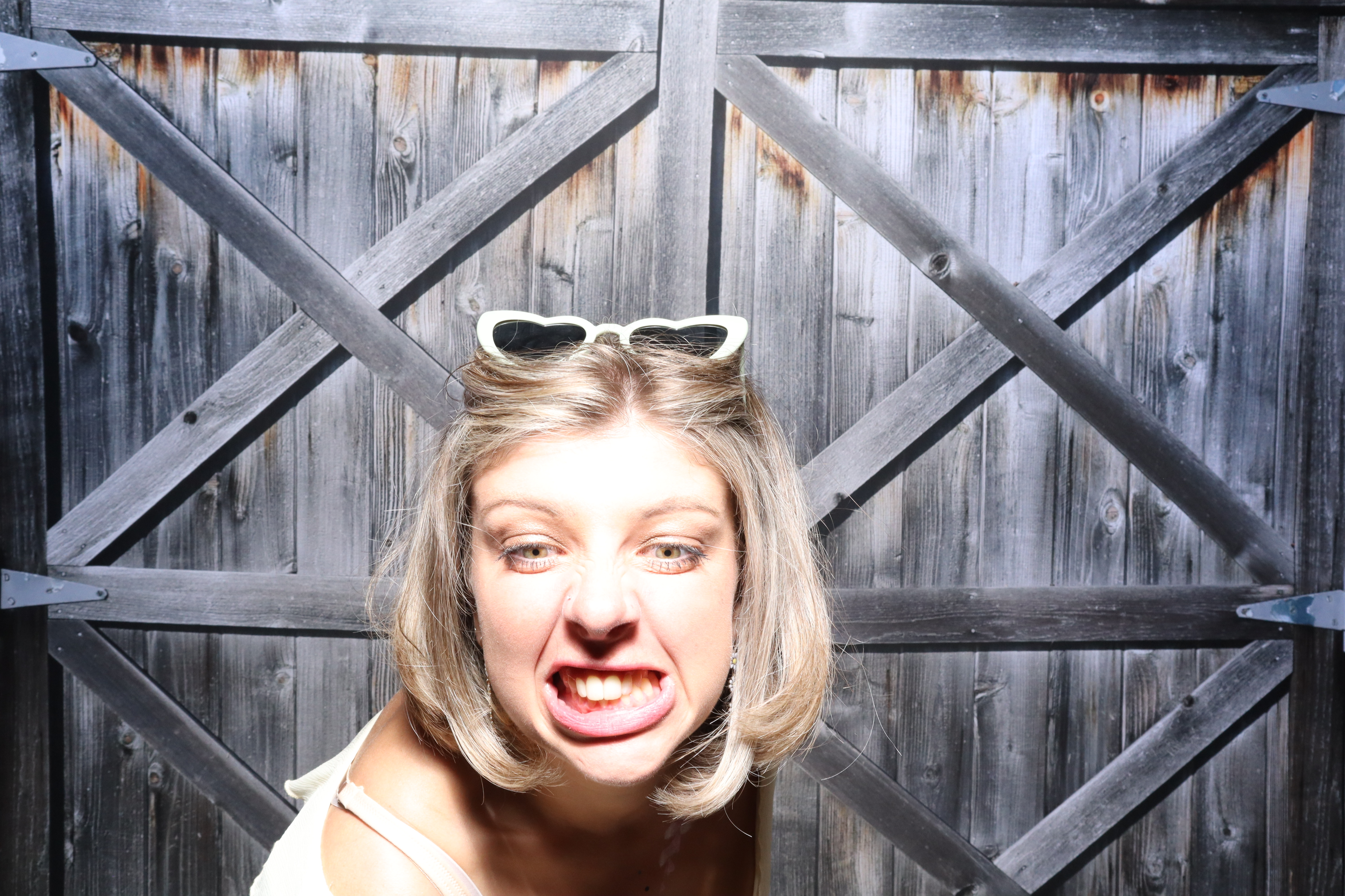 Kerry & Rob  | View more photos from the event at gallery.magicimages.uk/u/MagicImages/Kerry-Rob