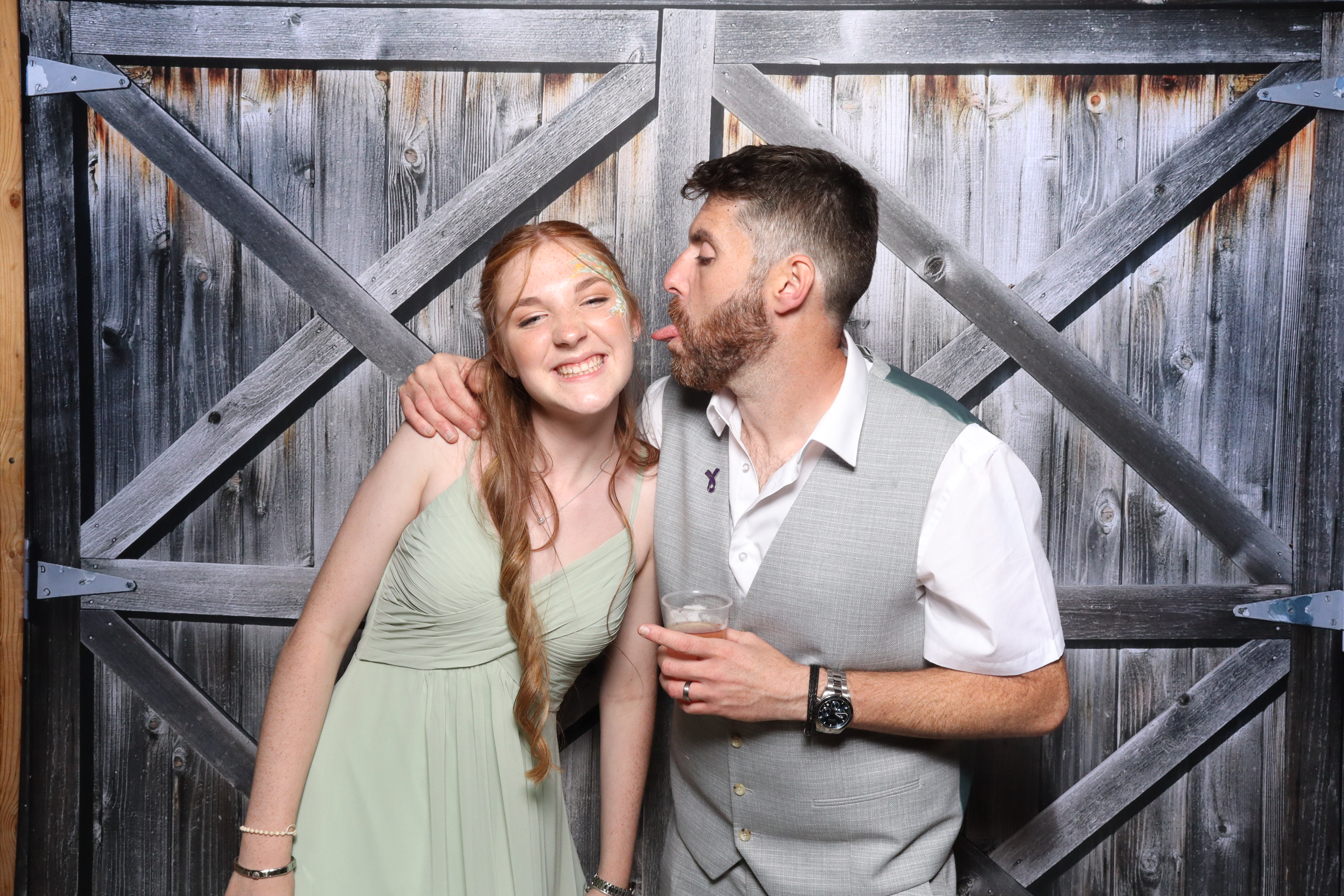 Kerry & Rob  | View more photos from the event at gallery.magicimages.uk/u/MagicImages/Kerry-Rob