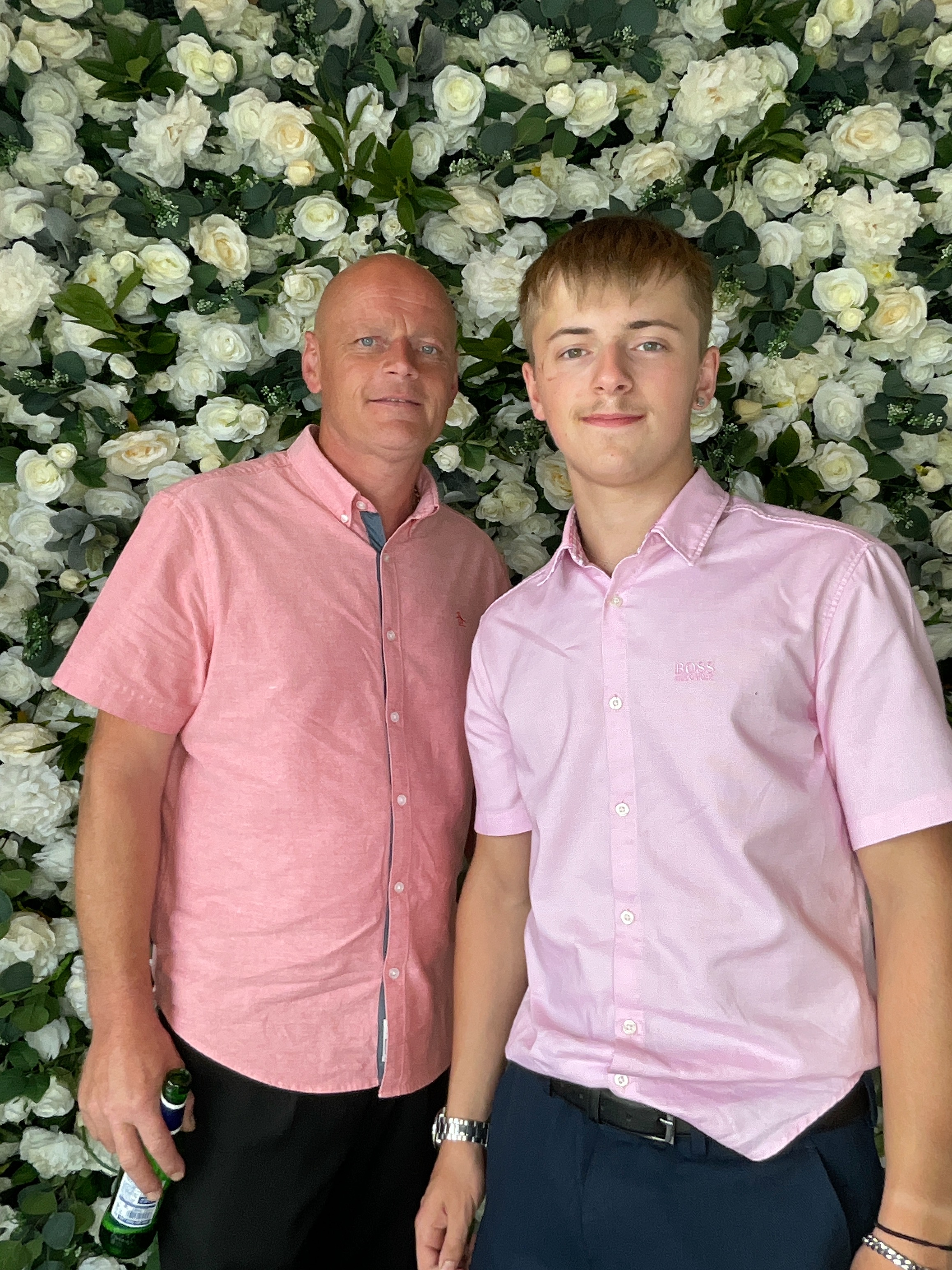 Kian & Elly Photo booth images  | View more photos from the event at gallery.magicimages.uk/u/MagicImages/Kian-Elly-Photo-booth-images